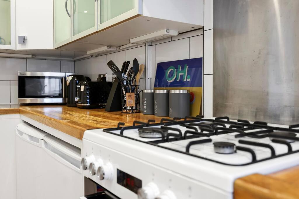 Cozy Private 1-Bedroom Apartment Short Term Rental & Flexible Renting Hoxton With Free Wifi