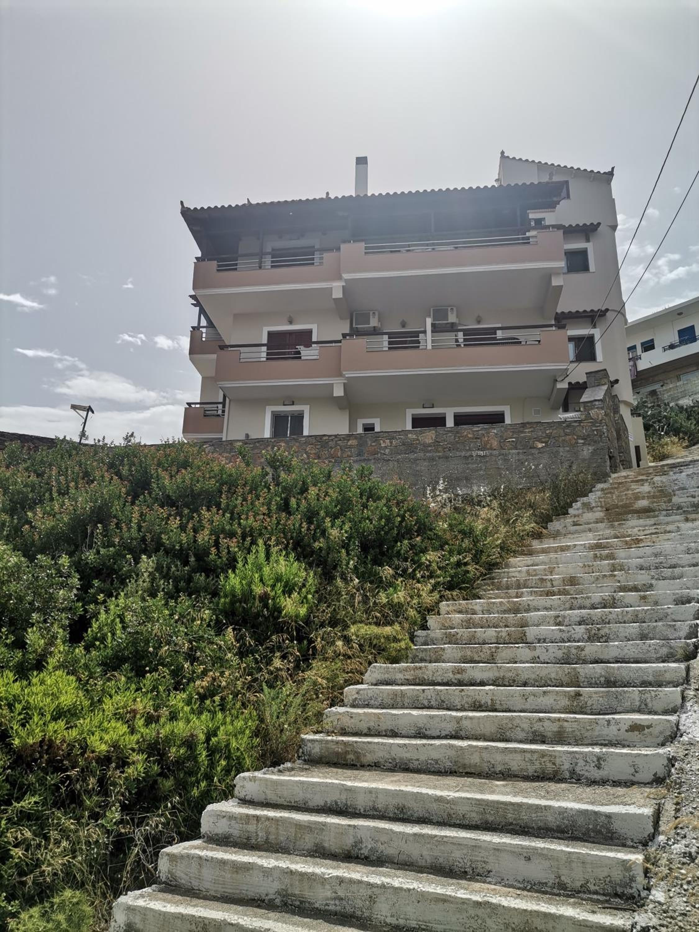 BAZAKOS’ LUXURY SEA FRONT APARTMENT view 5