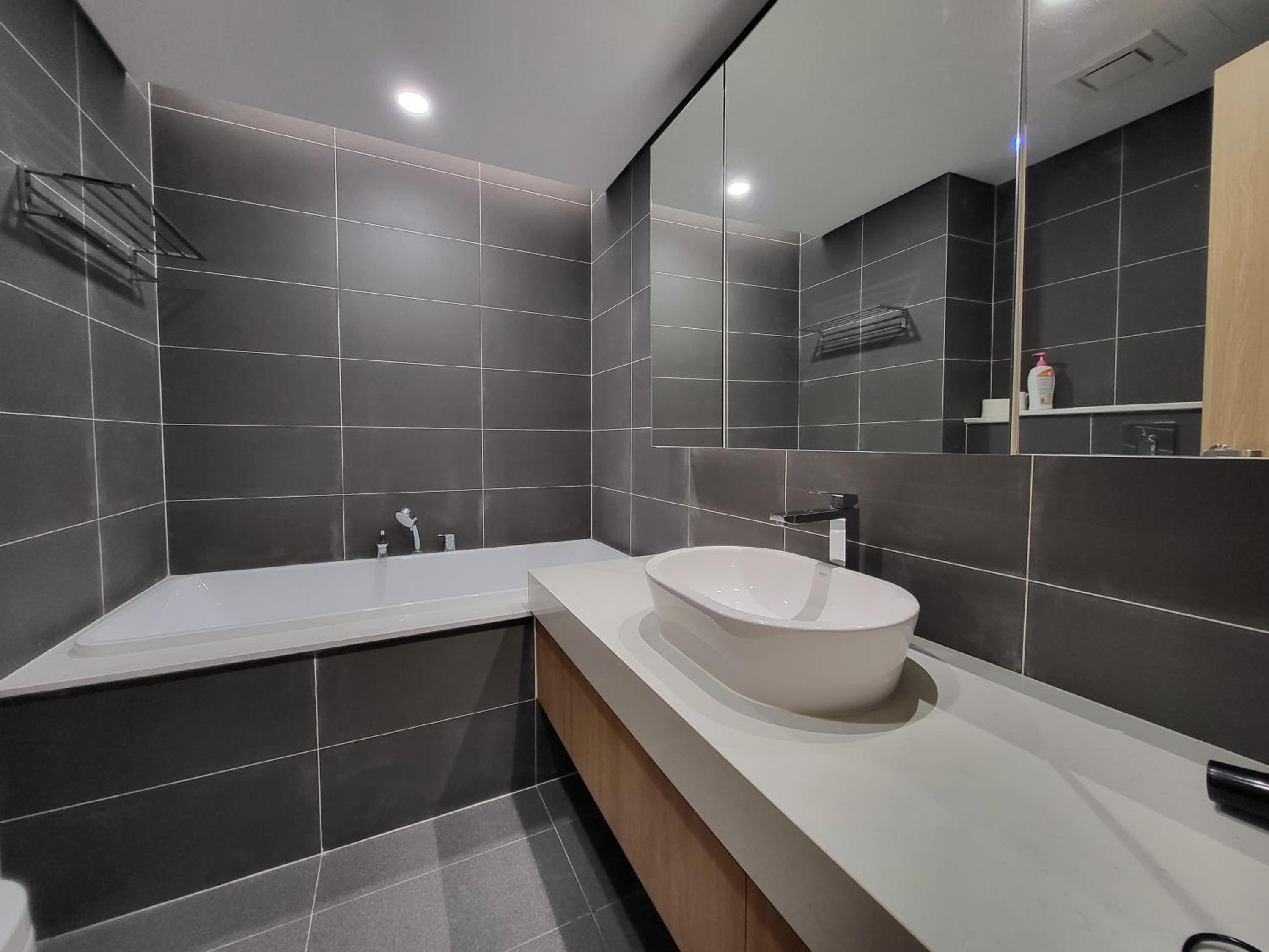 Căn hộ dịch vụ The Zei Lê Đức Thọ