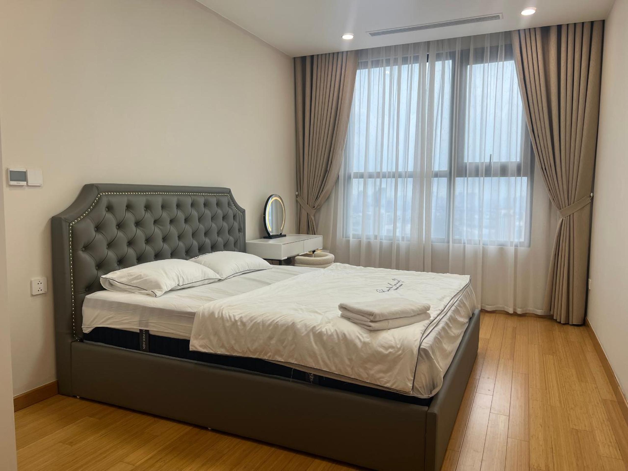 Căn hộ dịch vụ The Zei Lê Đức Thọ