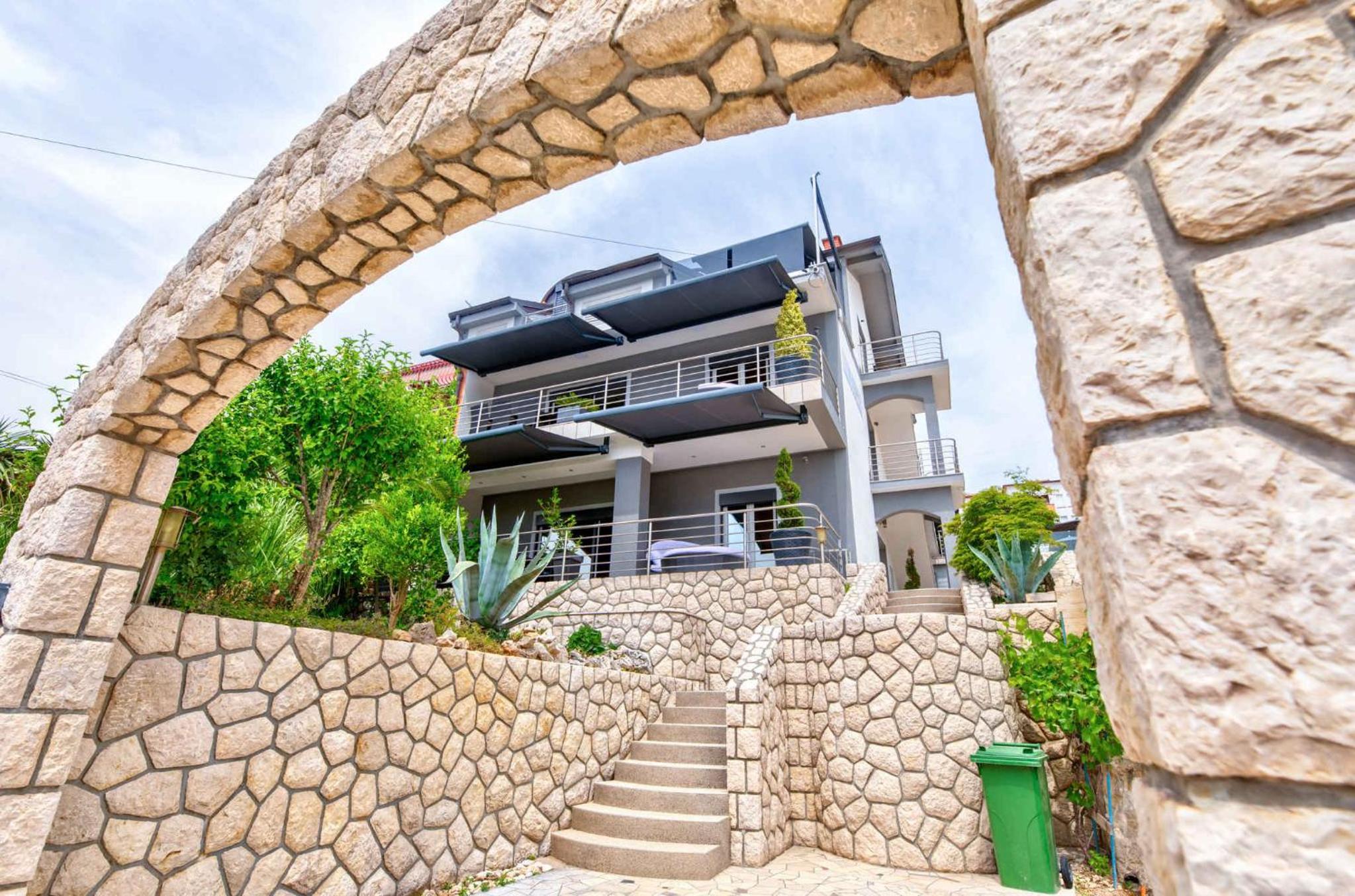 Apartments in Crikvenica 41697