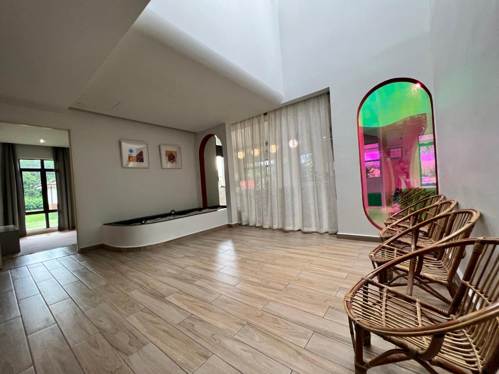 Commons Pool Villa Lot 1021 - Fong Homestay photo 8