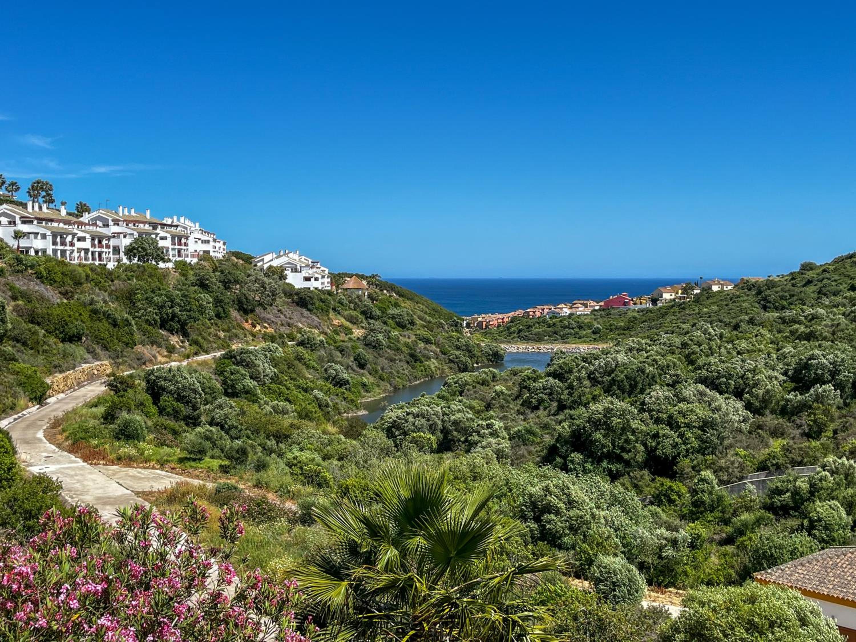Vista Golf y Mar NUEVA ALCAIDESA