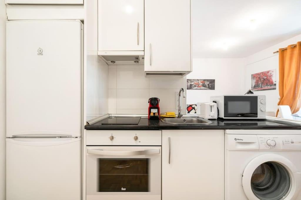 Studio located in Puerta de Alcala - 2 view 5