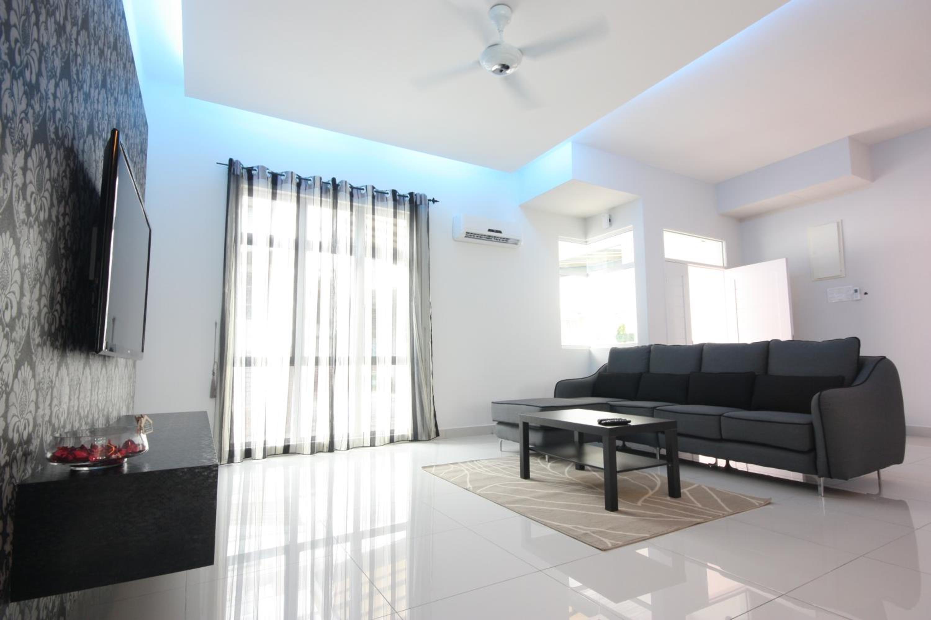 Shamrock Beach Villas 15 Seaview
