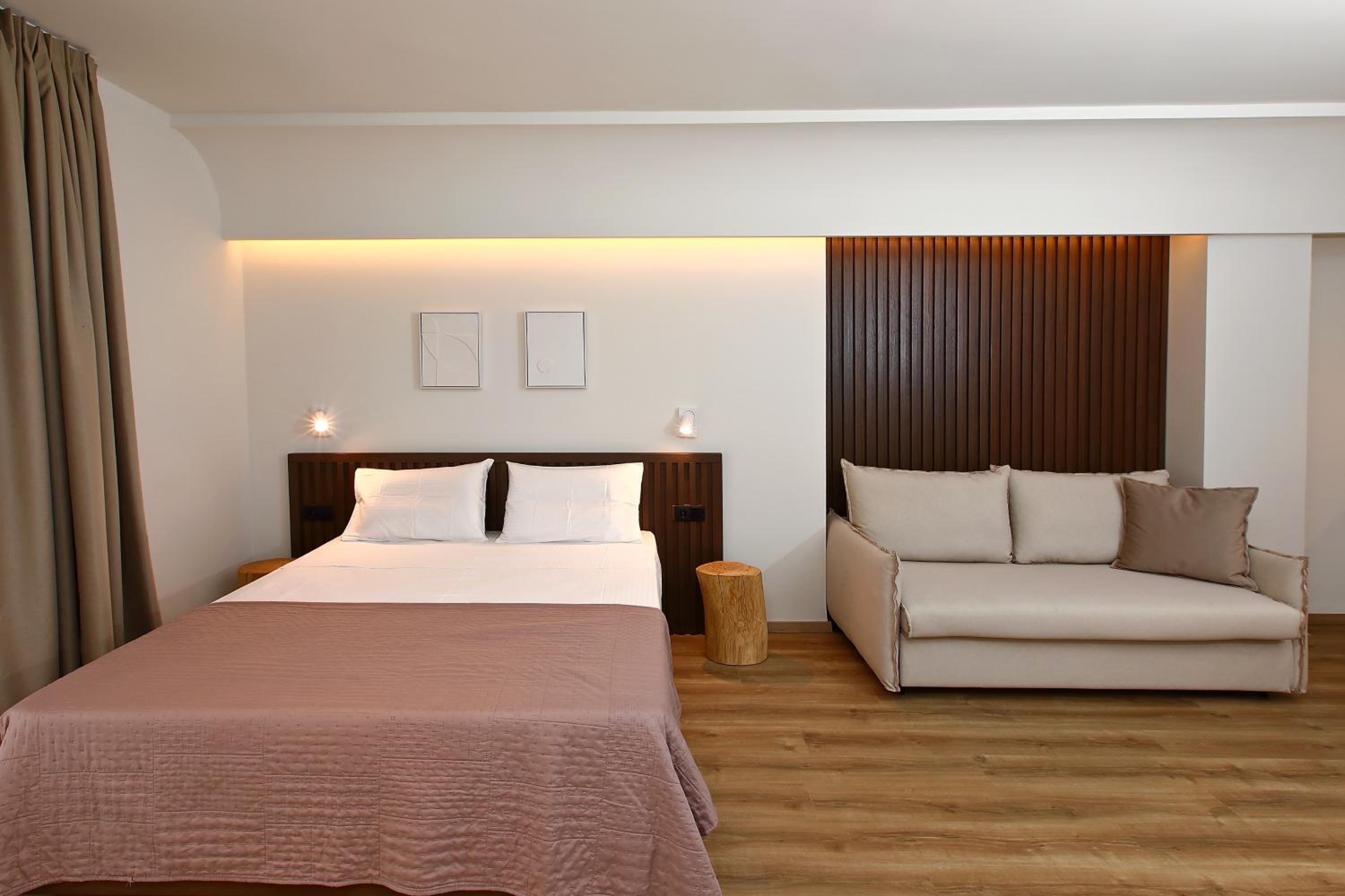 LOCAL SUITES - Nea Moudania Chalkidiki