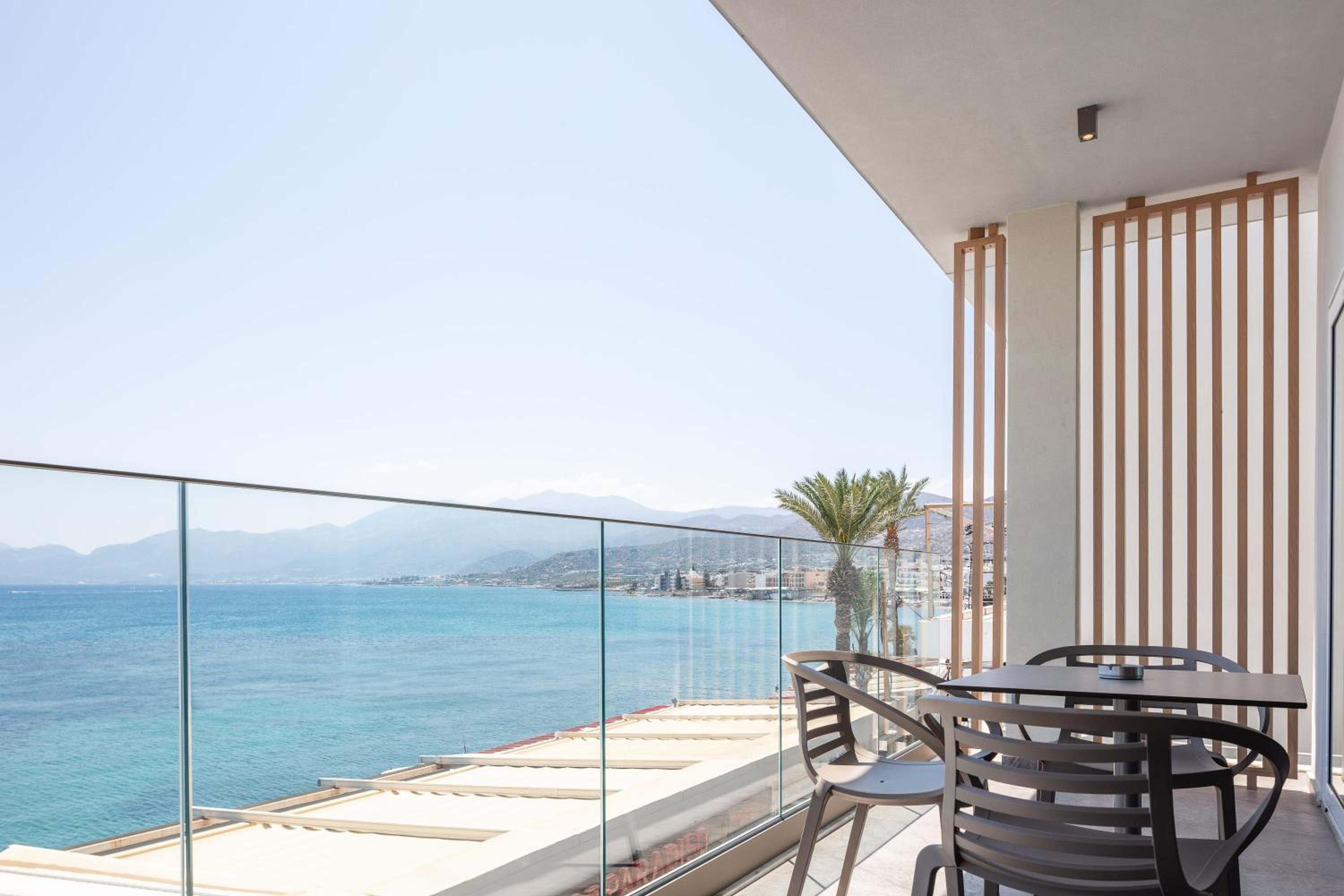 Skipper Beachfront Suites view 3