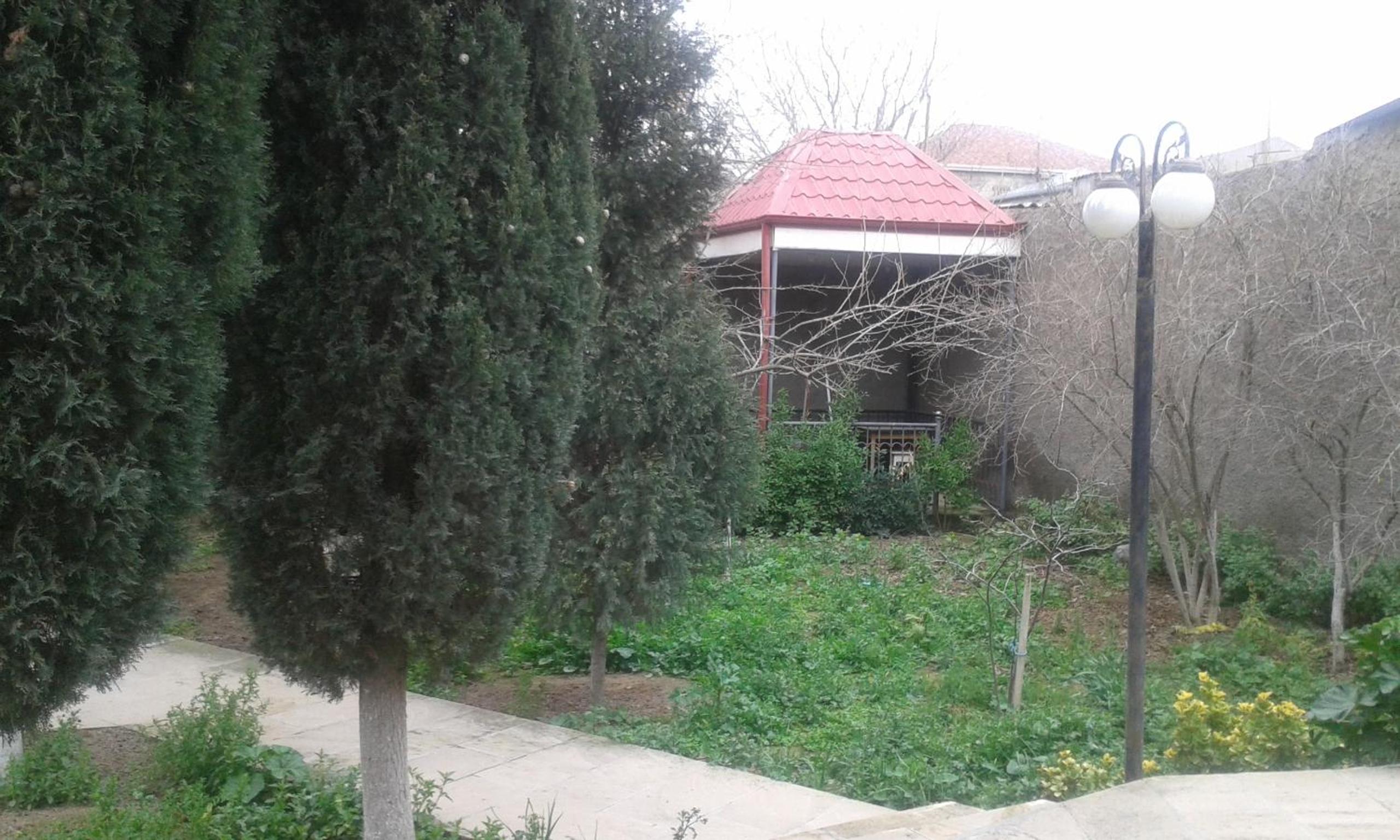 Shuvelan Cottage House