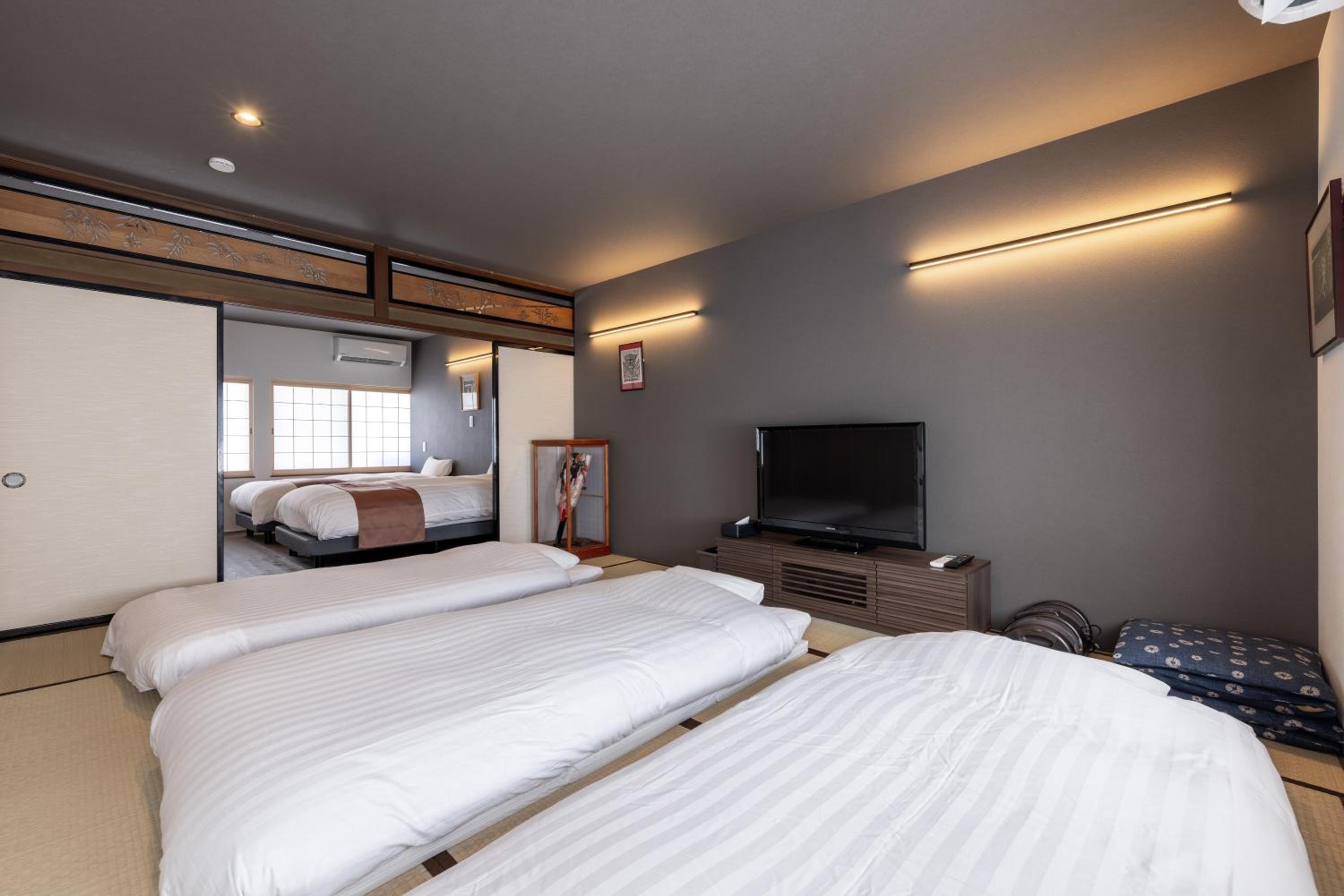 Guest House HINATA - Japanese House with Sauna and Open-air Bath view 5