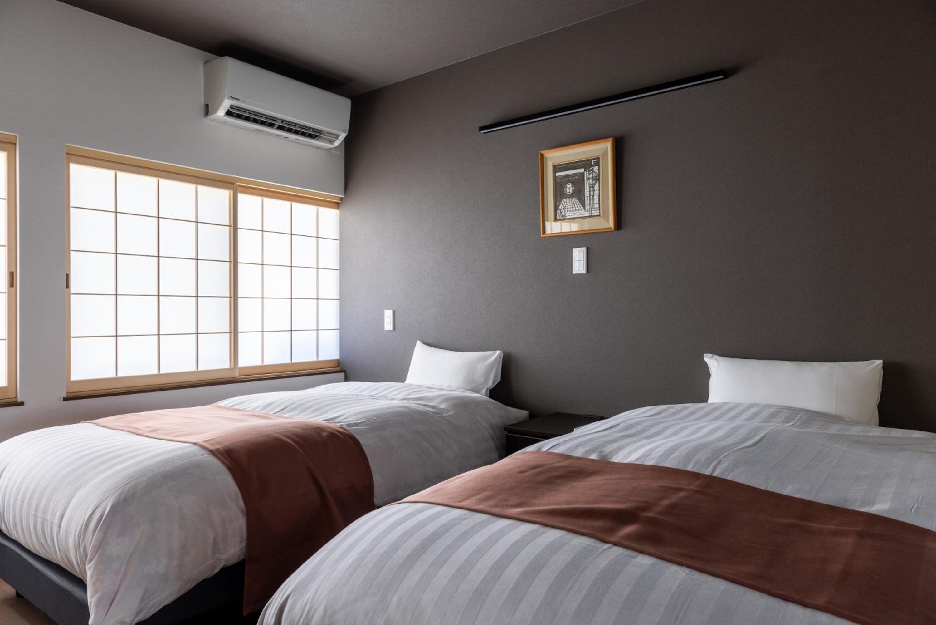 Guest House HINATA - Japanese House with Sauna and Open-air Bath view 4