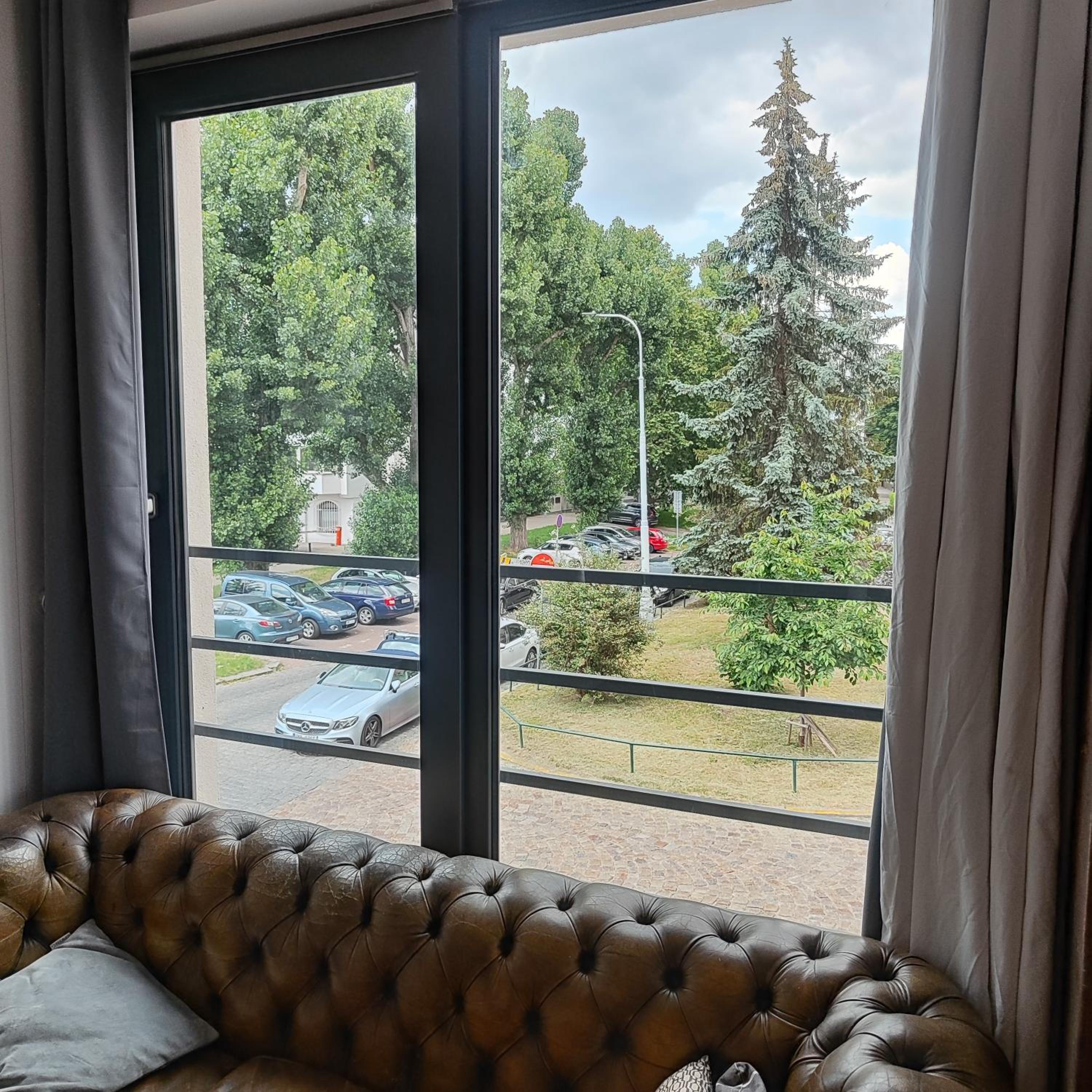 Apartment Big Windows