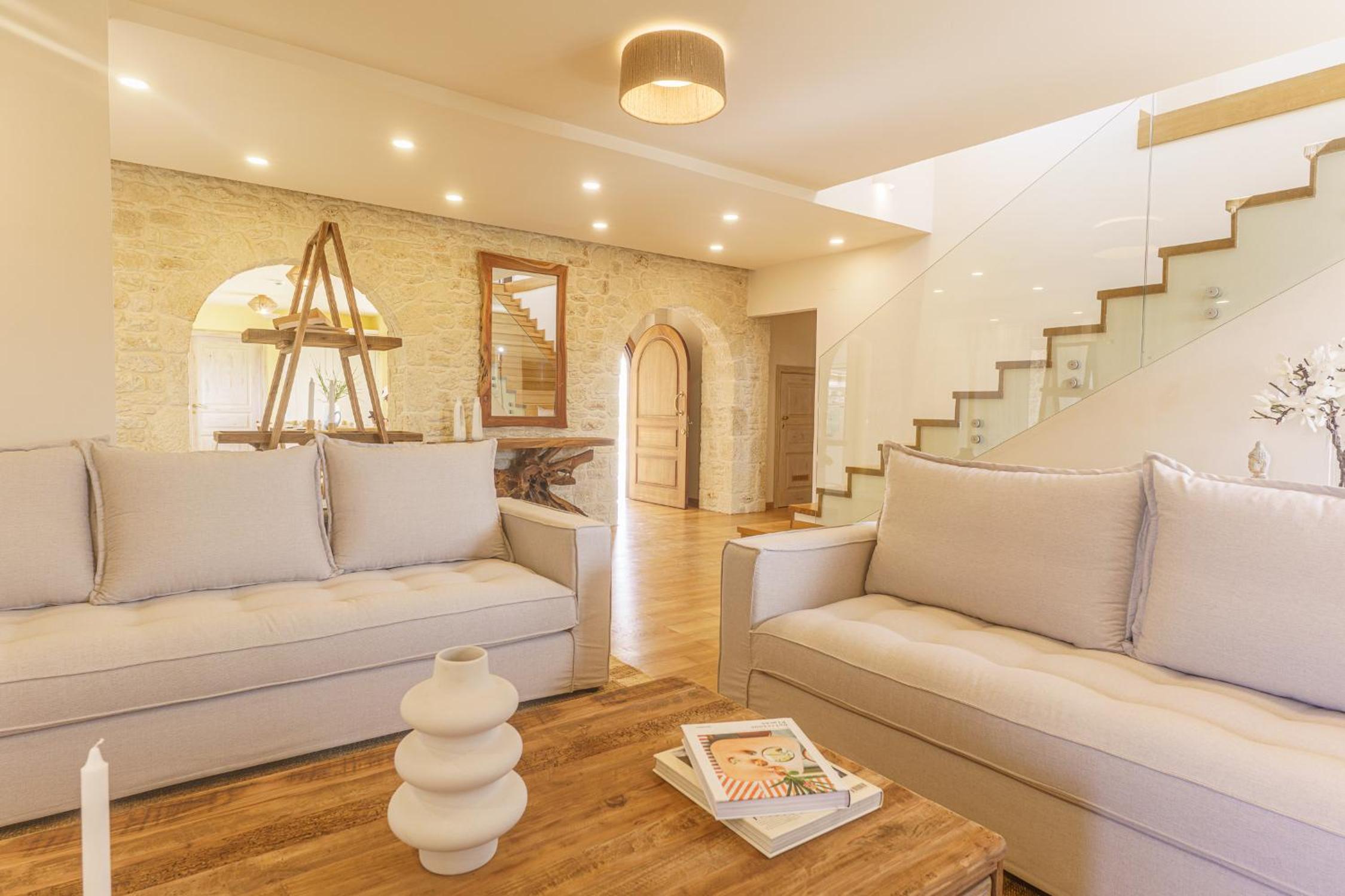helidoni luxury villa