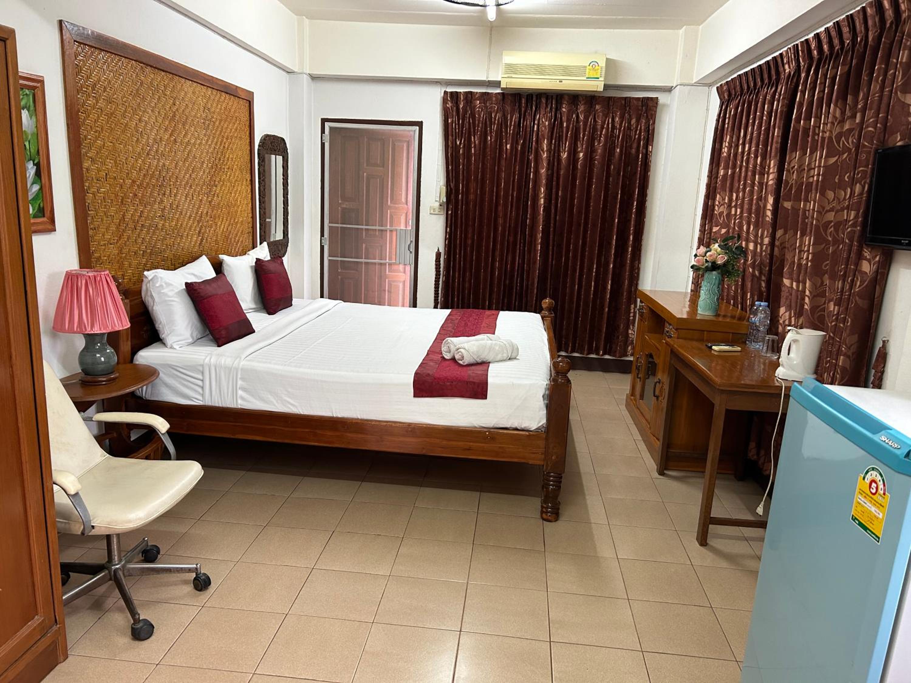 Saithong House