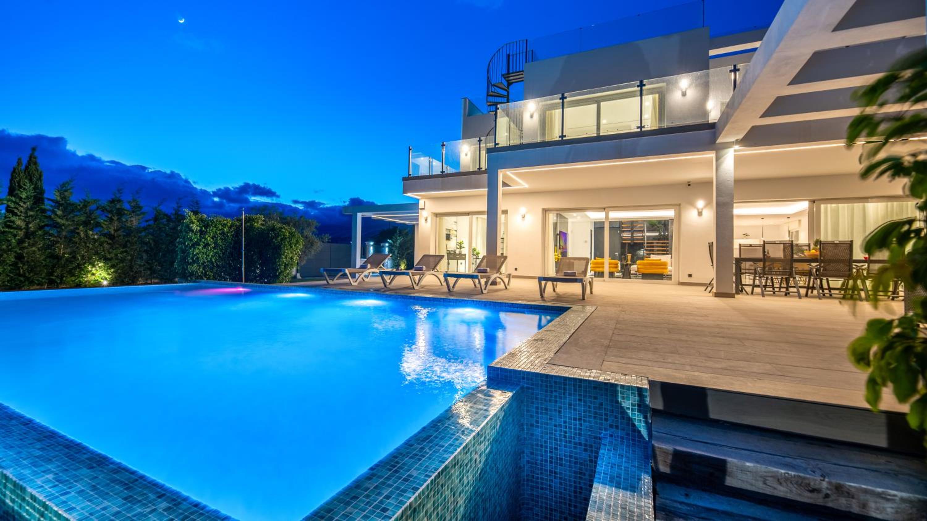 Villapadierna Solstice Sanctuary Villa