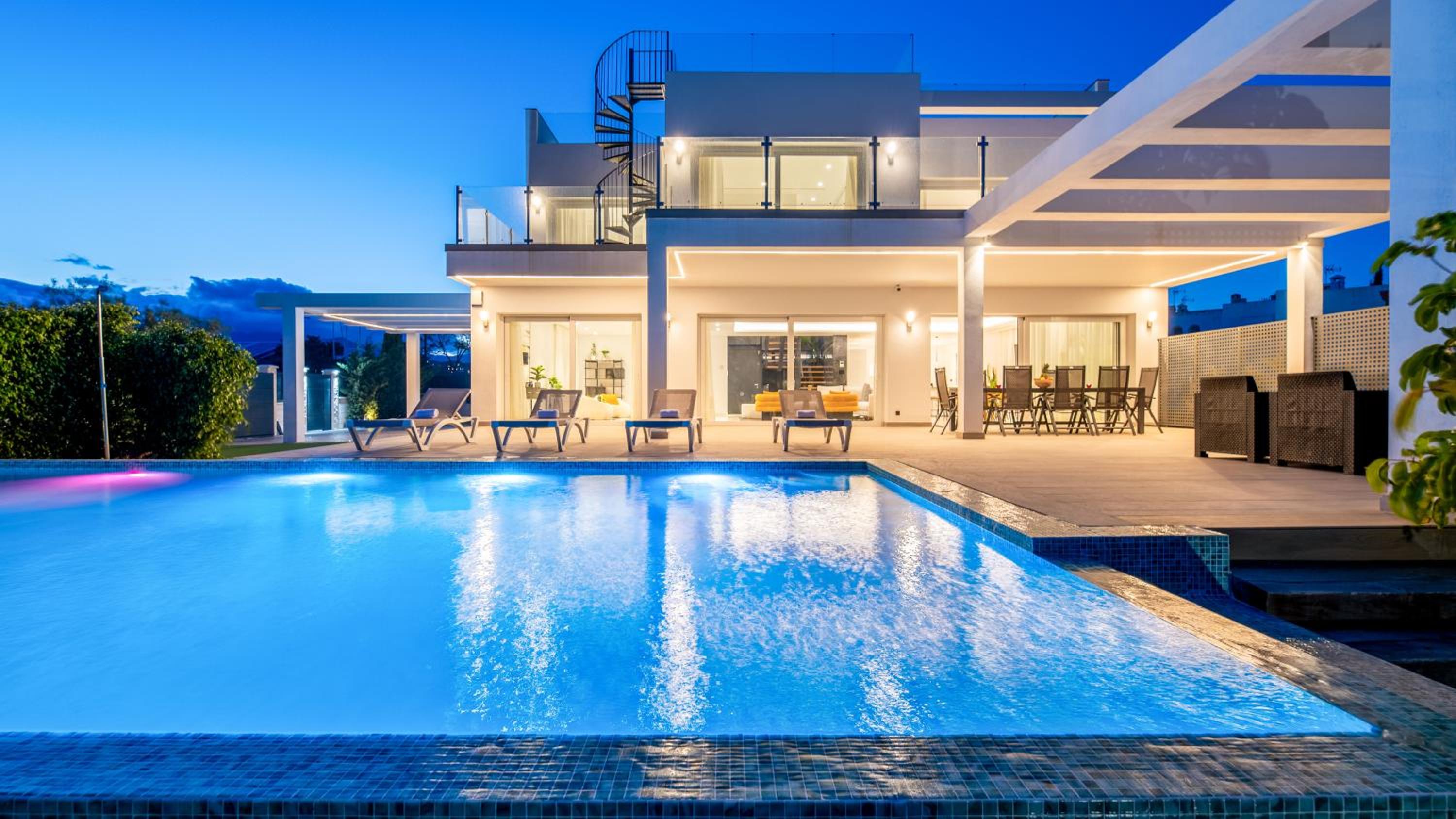 Villapadierna Solstice Sanctuary Villa