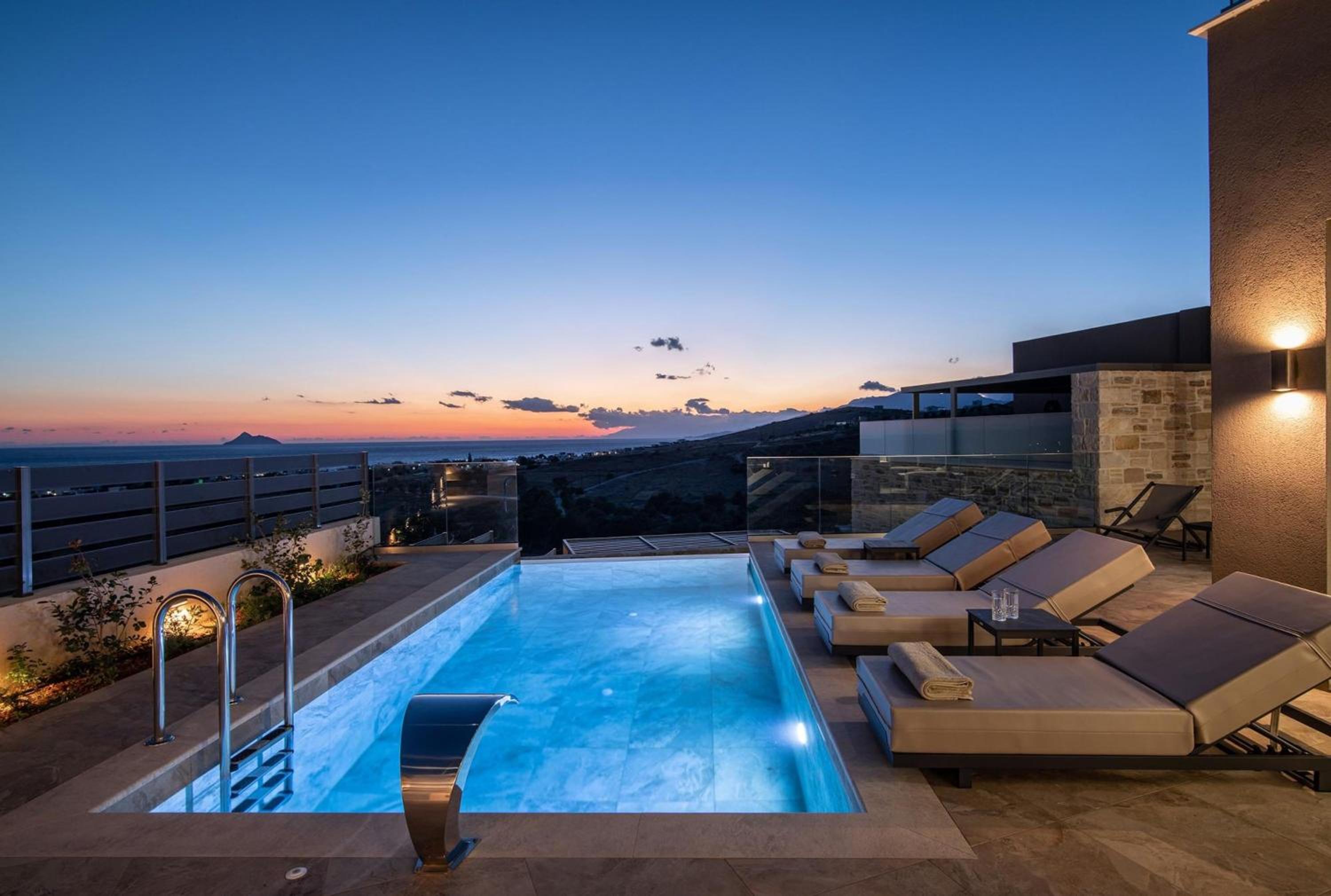 Villas Paradise in Kalamaki by South Cretan Villas
