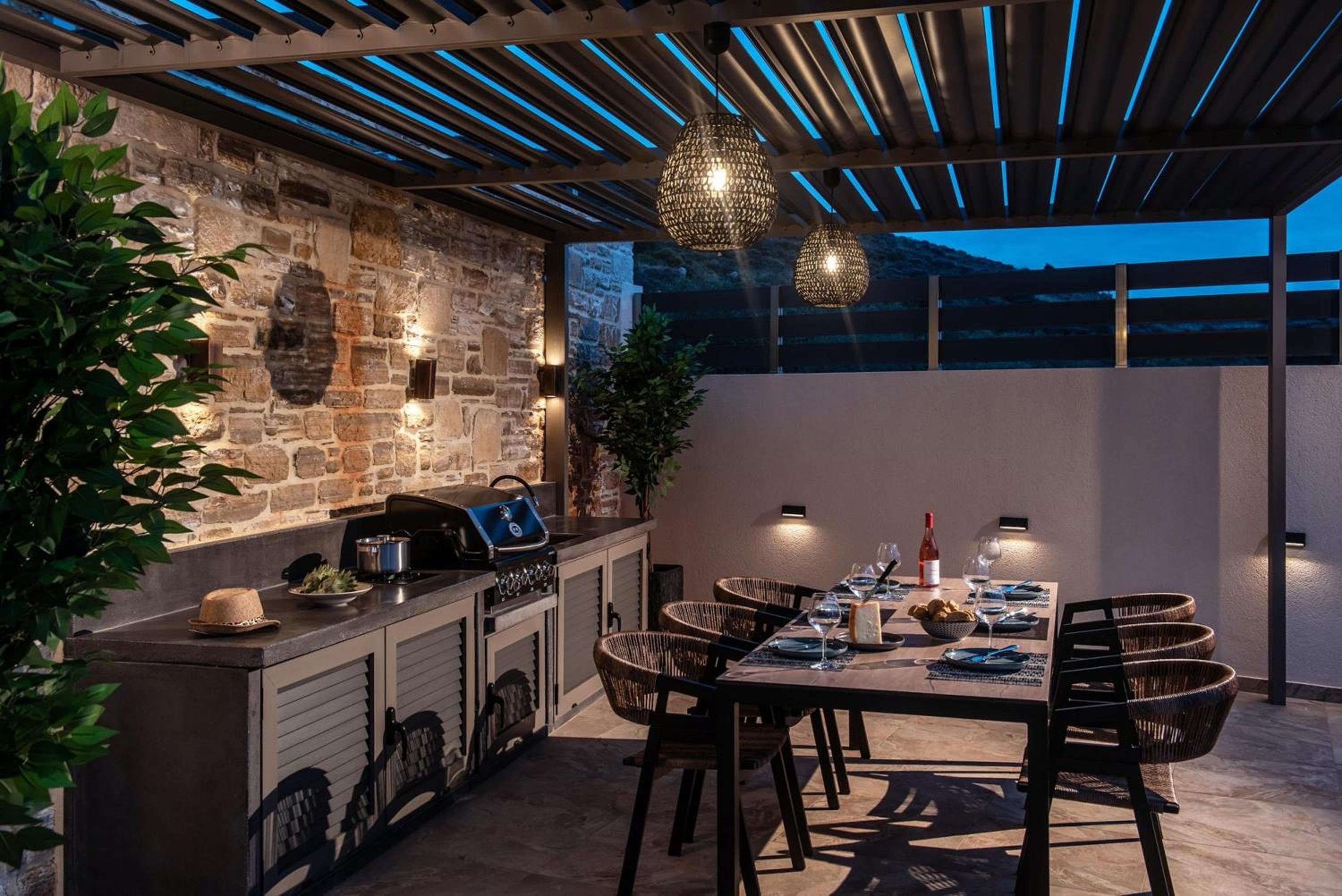 Villas Paradise in Kalamaki by South Cretan Villas