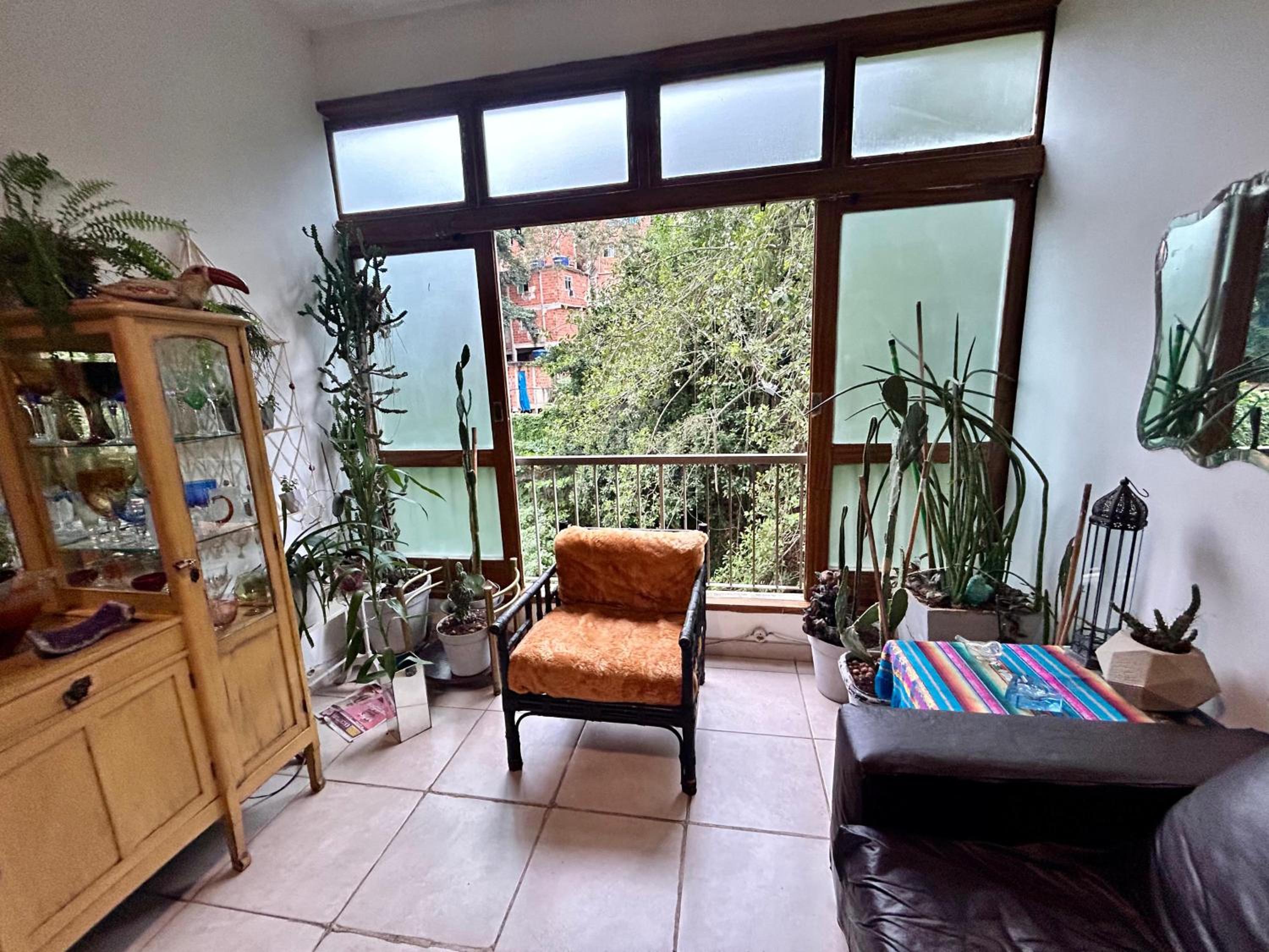Apartamento dois quartos suites em Ipanema
