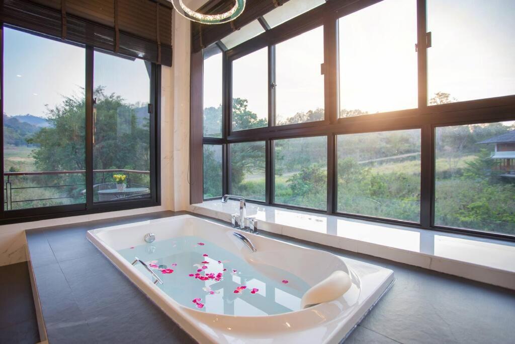 Naralin Khao Yai Mountain View Pool Villa