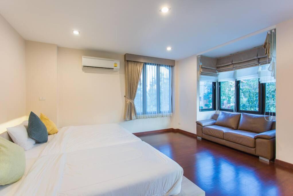 Naralin Khao Yai Mountain View Pool Villa