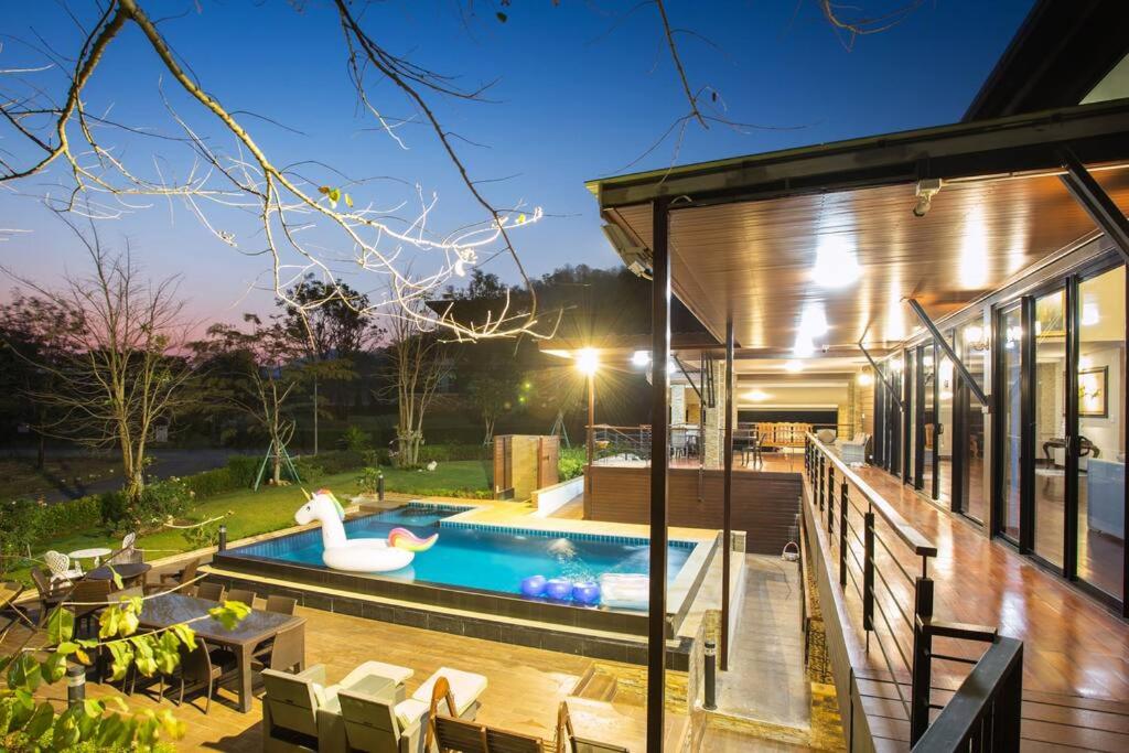 Naralin Khao Yai Mountain View Pool Villa