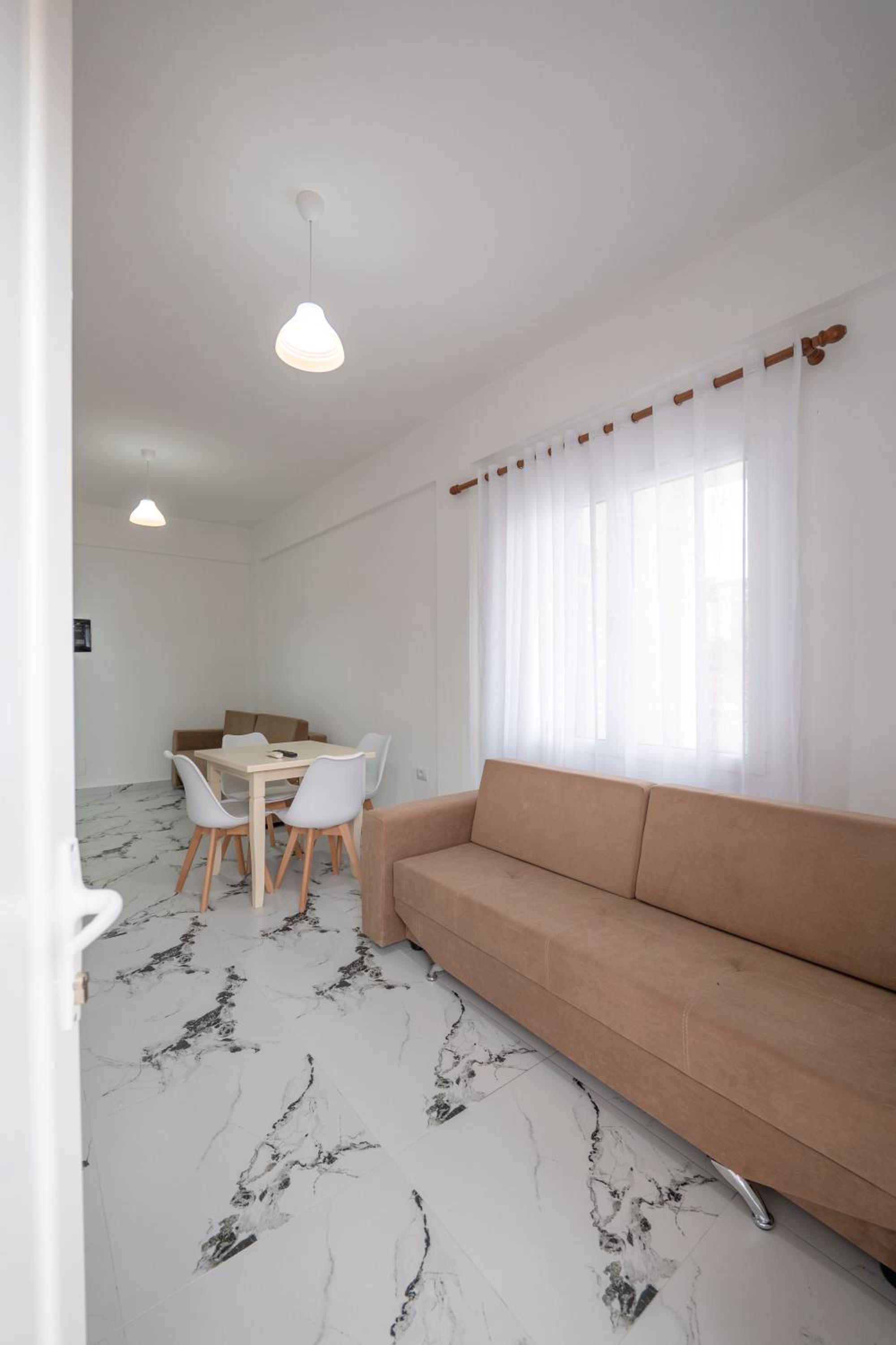 Twins Apartments