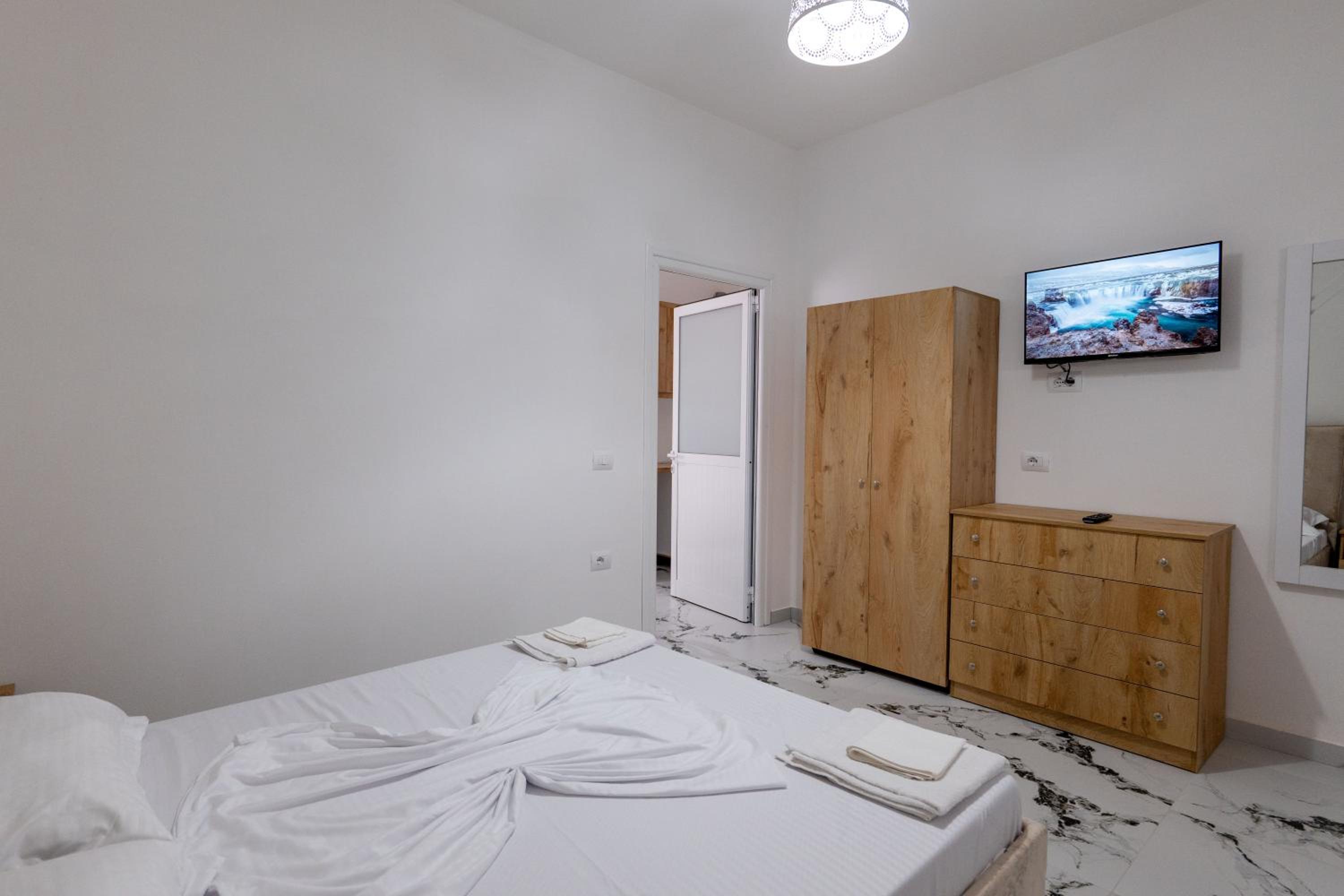 Twins Apartments