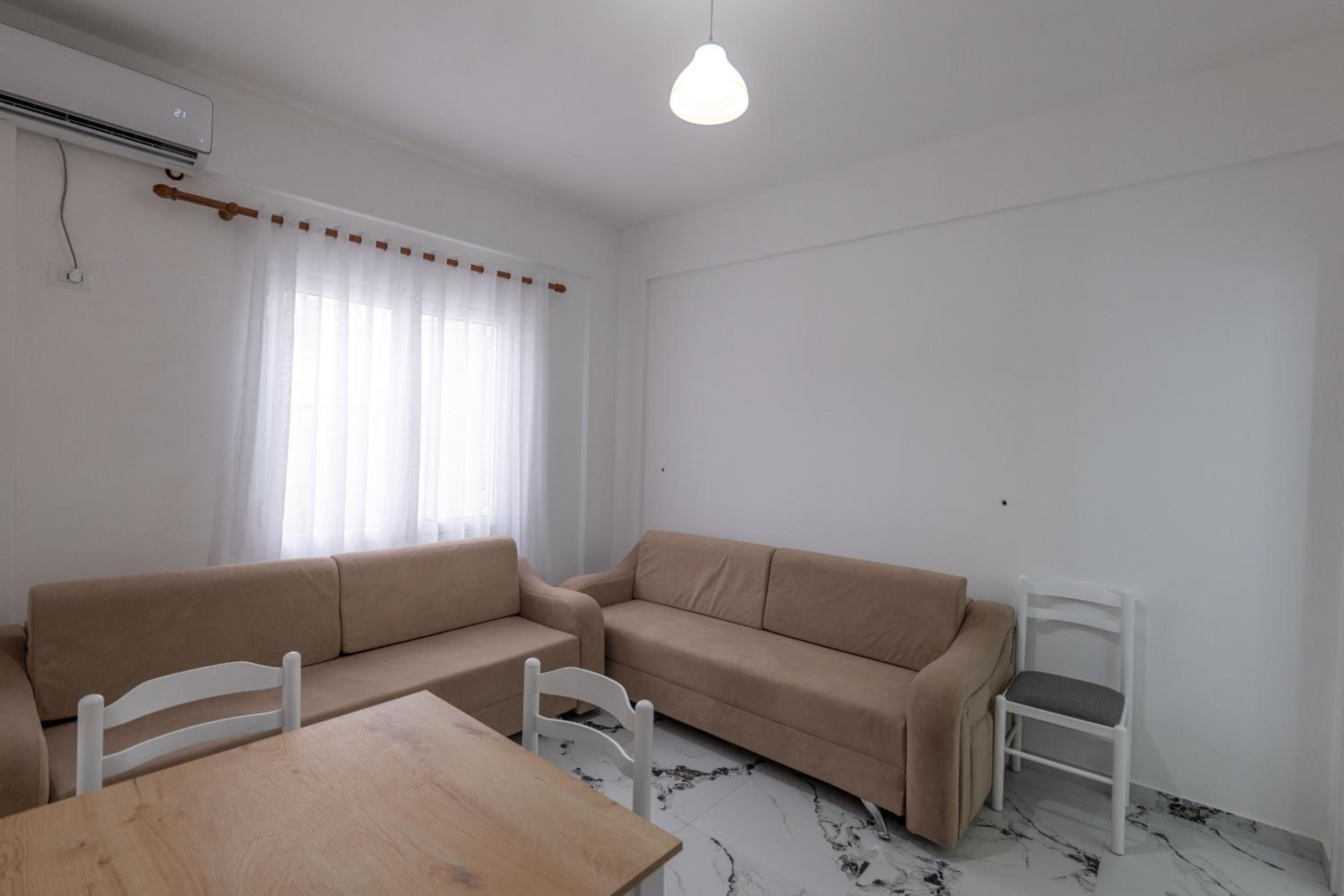 Twins Apartments
