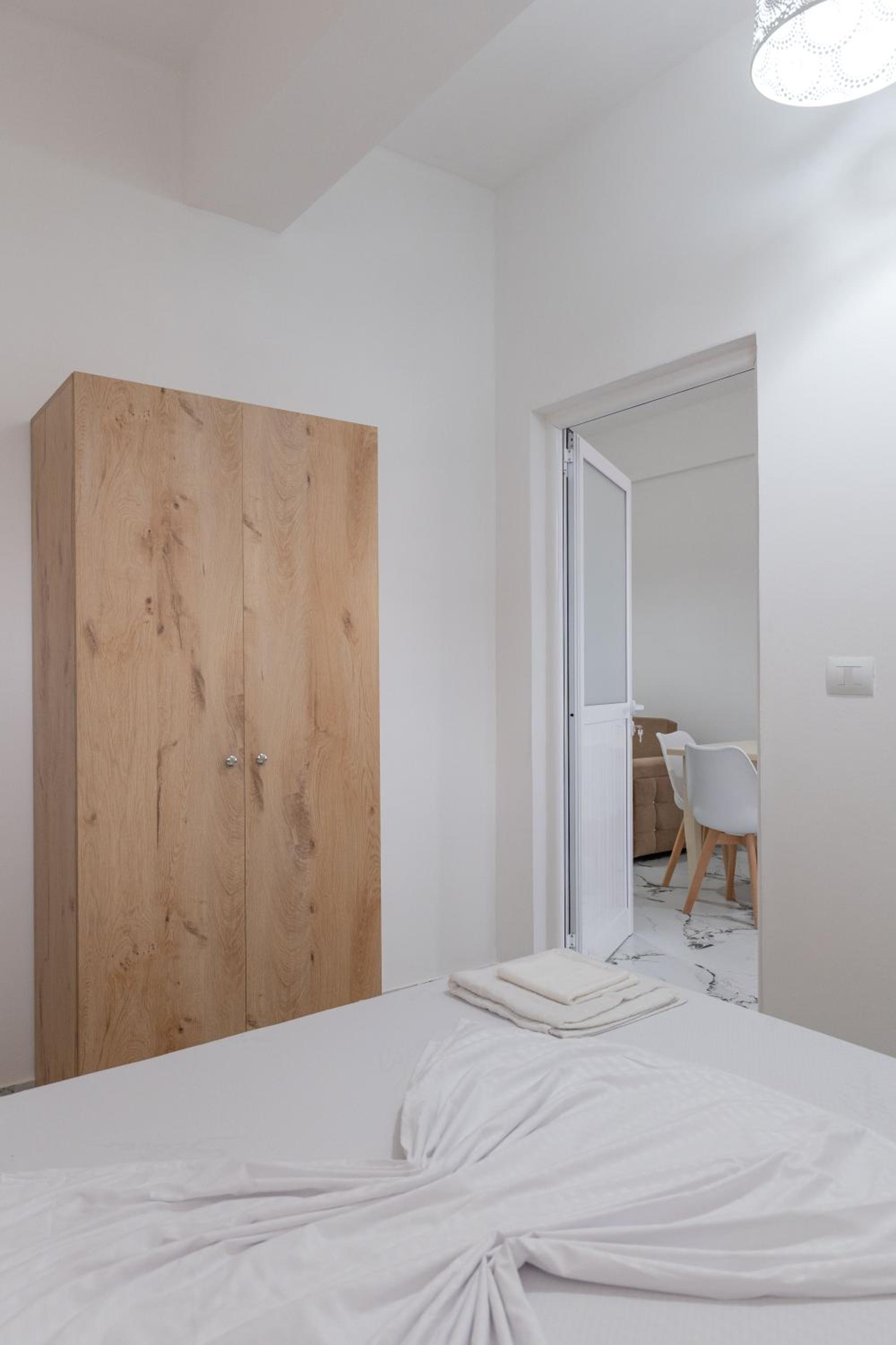 Twins Apartments