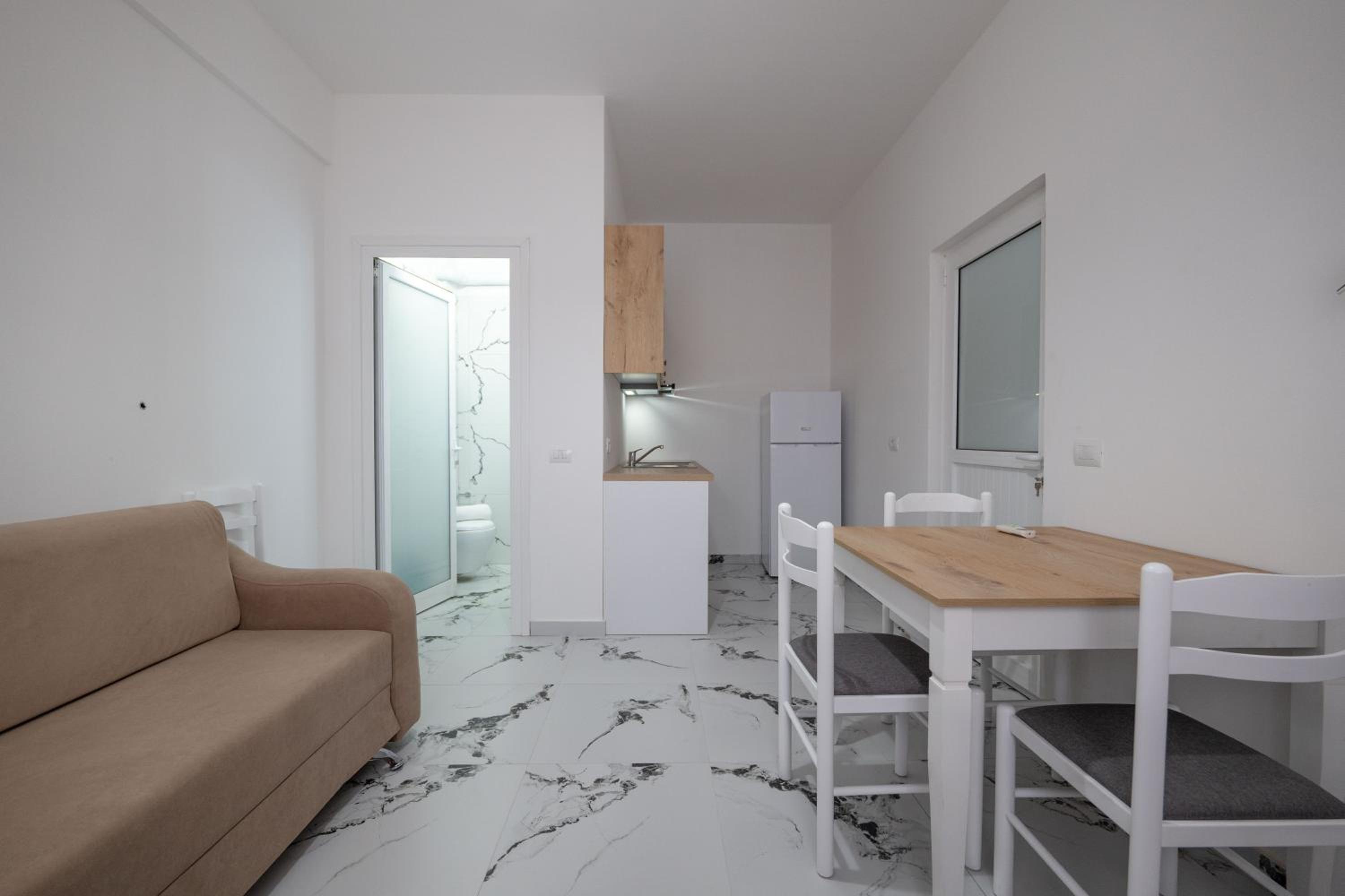 Twins Apartments