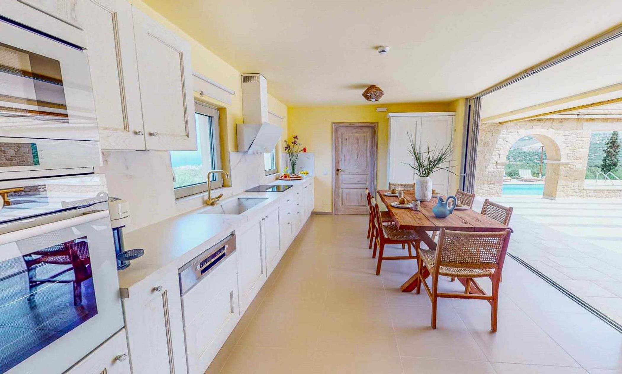 helidoni luxury villa