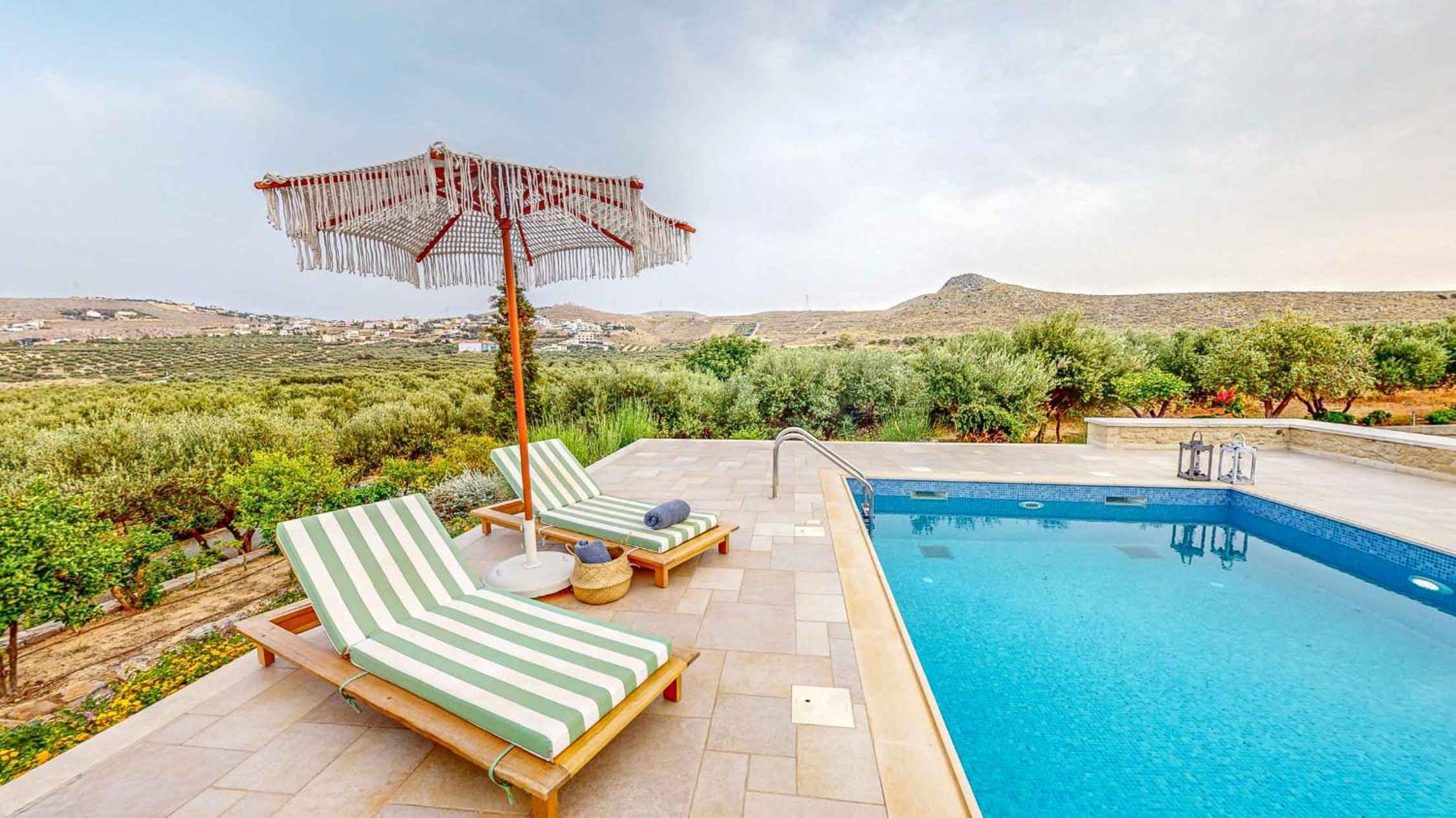 helidoni luxury villa