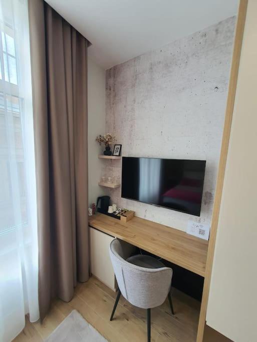 Rina Apartments