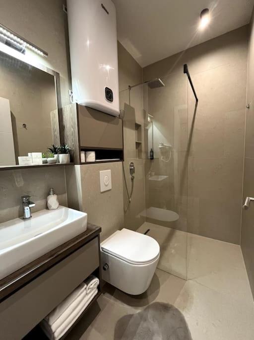 Rina Apartments