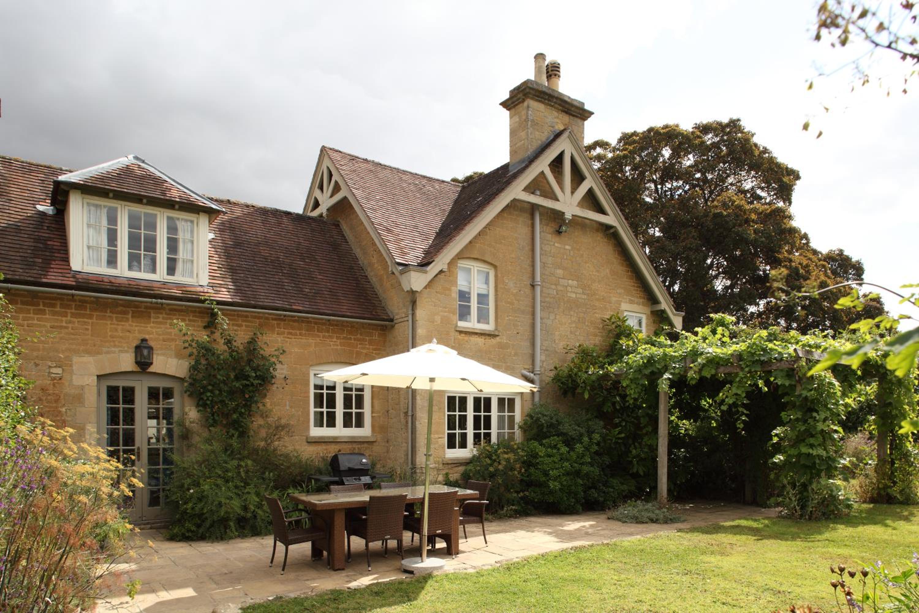 Epsom Cottage view 4