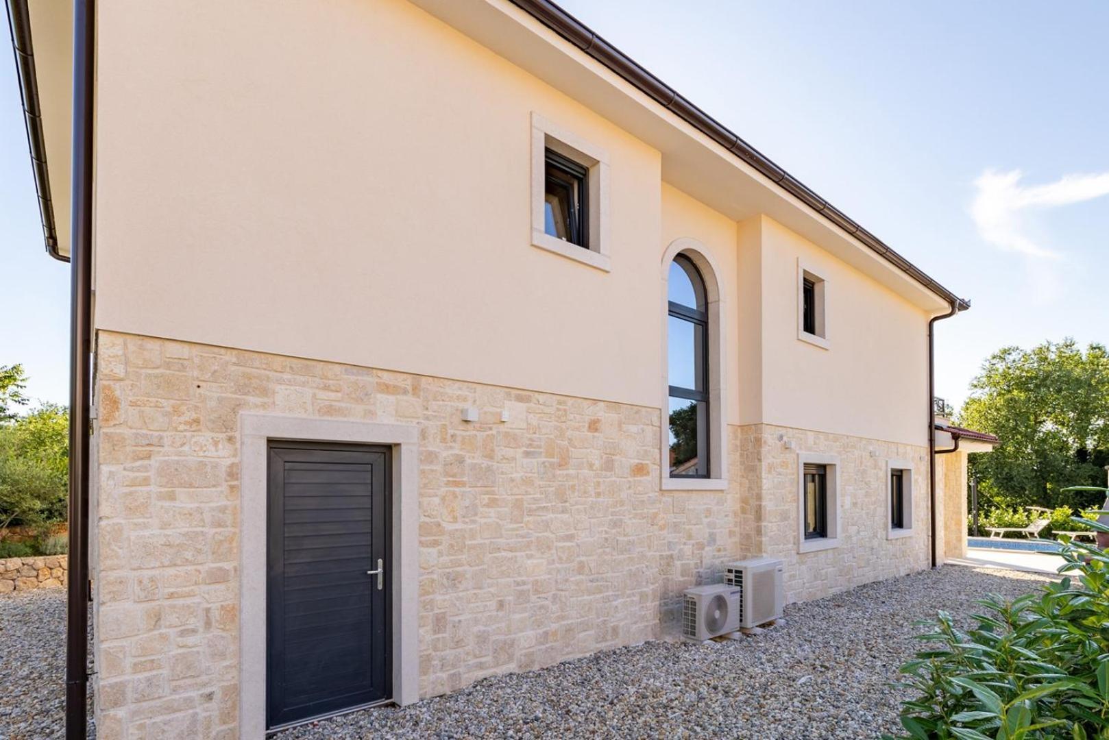 Villa Laura view 3