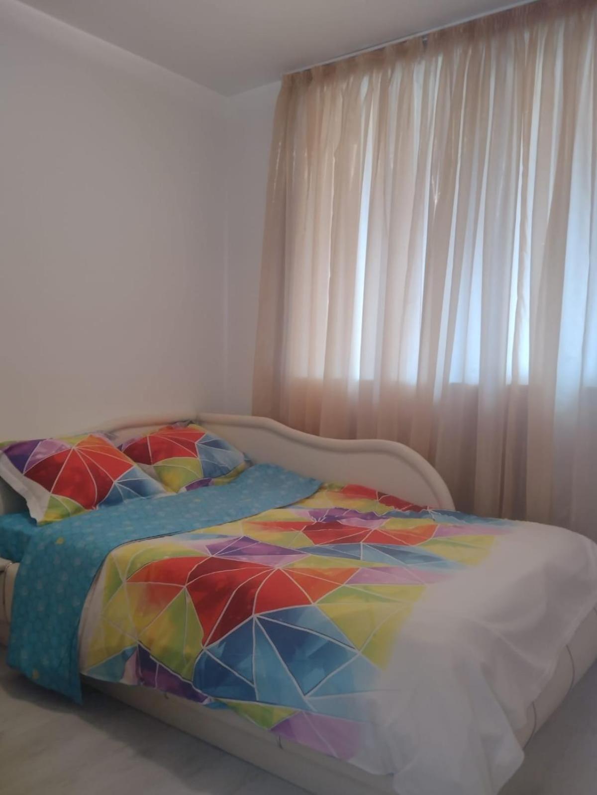 Private apartment with parking and pool