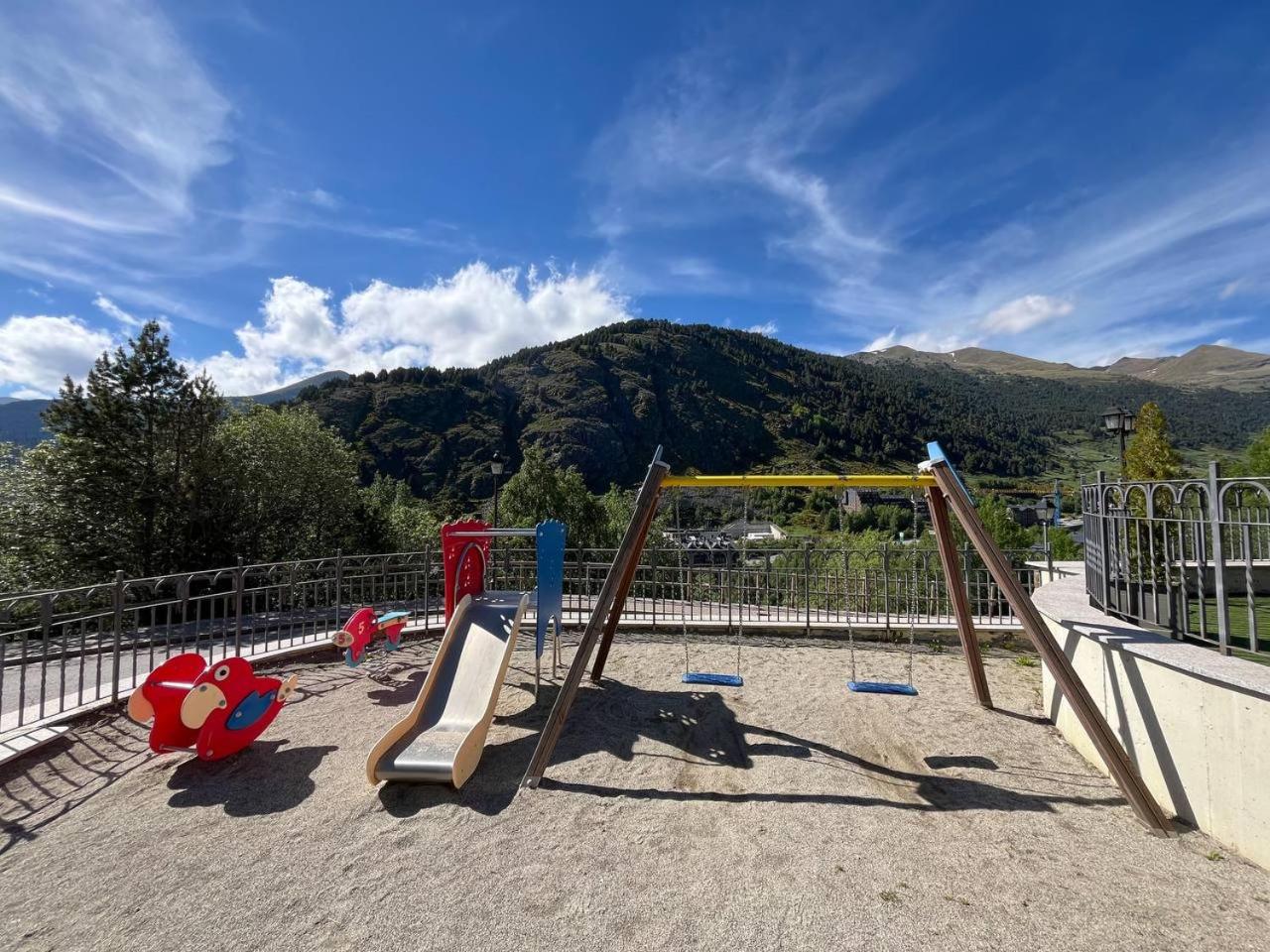 Ático De 3 Habitaciones Con Vistas Soldeu - Parking incluido l by BonesVacances