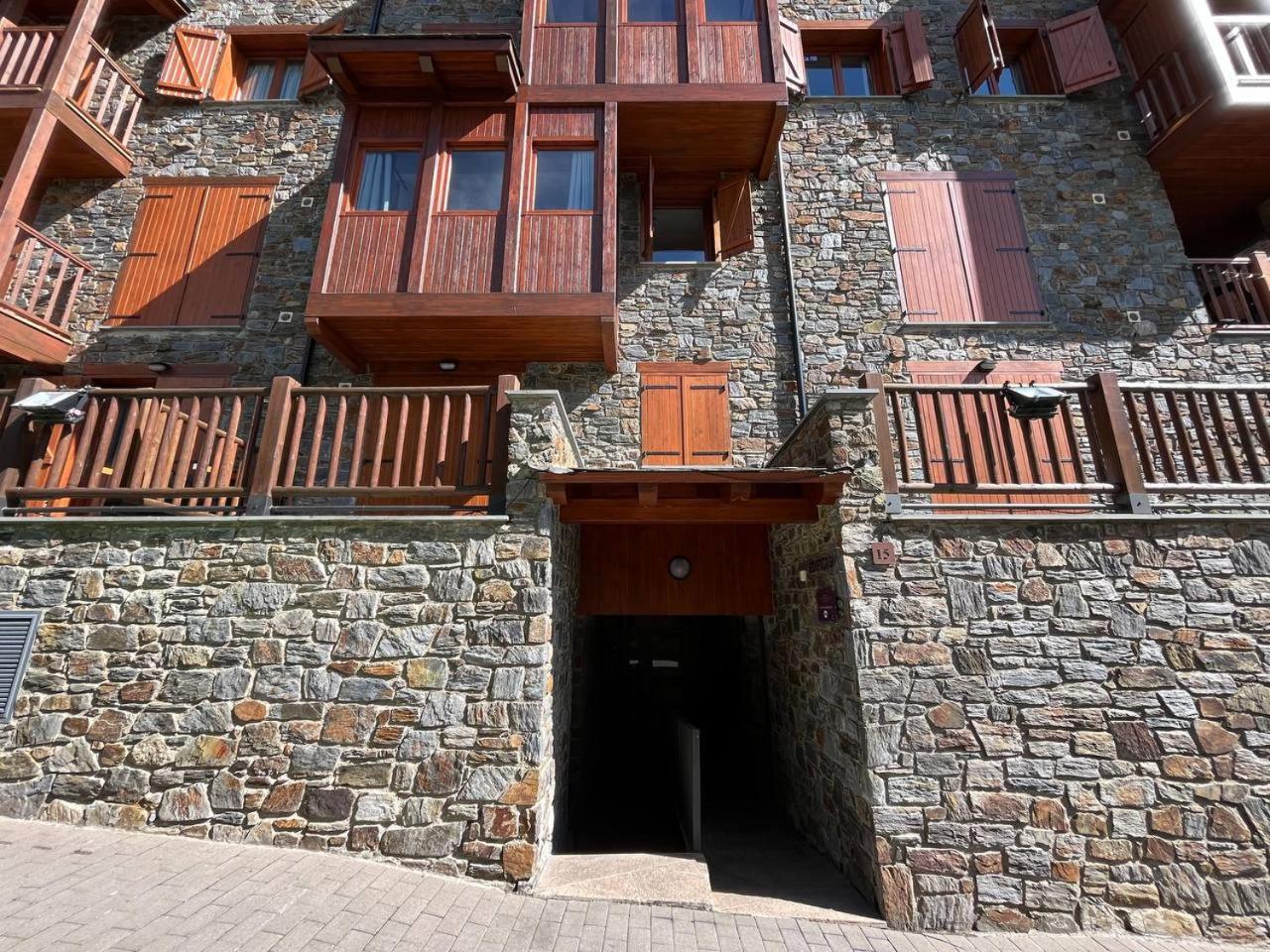 Ático De 3 Habitaciones Con Vistas Soldeu - Parking incluido l by BonesVacances