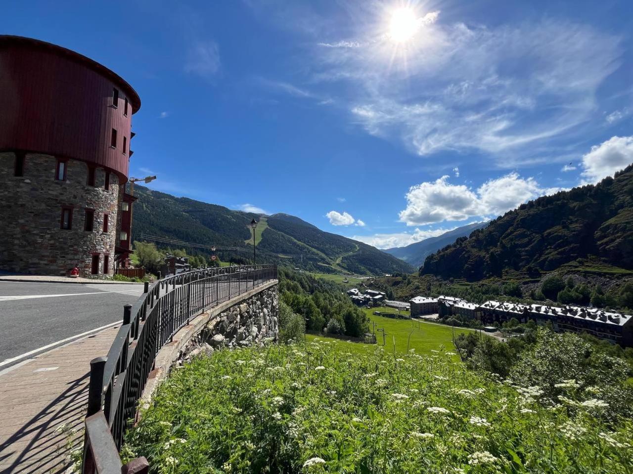 Ático De 3 Habitaciones Con Vistas Soldeu - Parking incluido l by BonesVacances