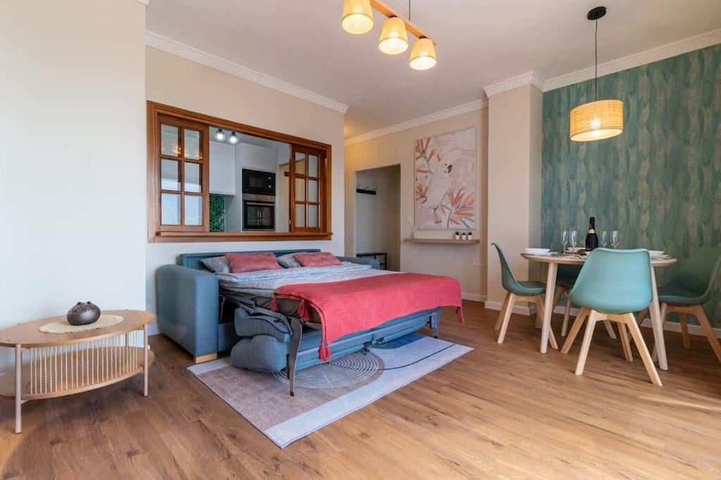 Heart of Mijas Gorgeous Flat with Panoramic View