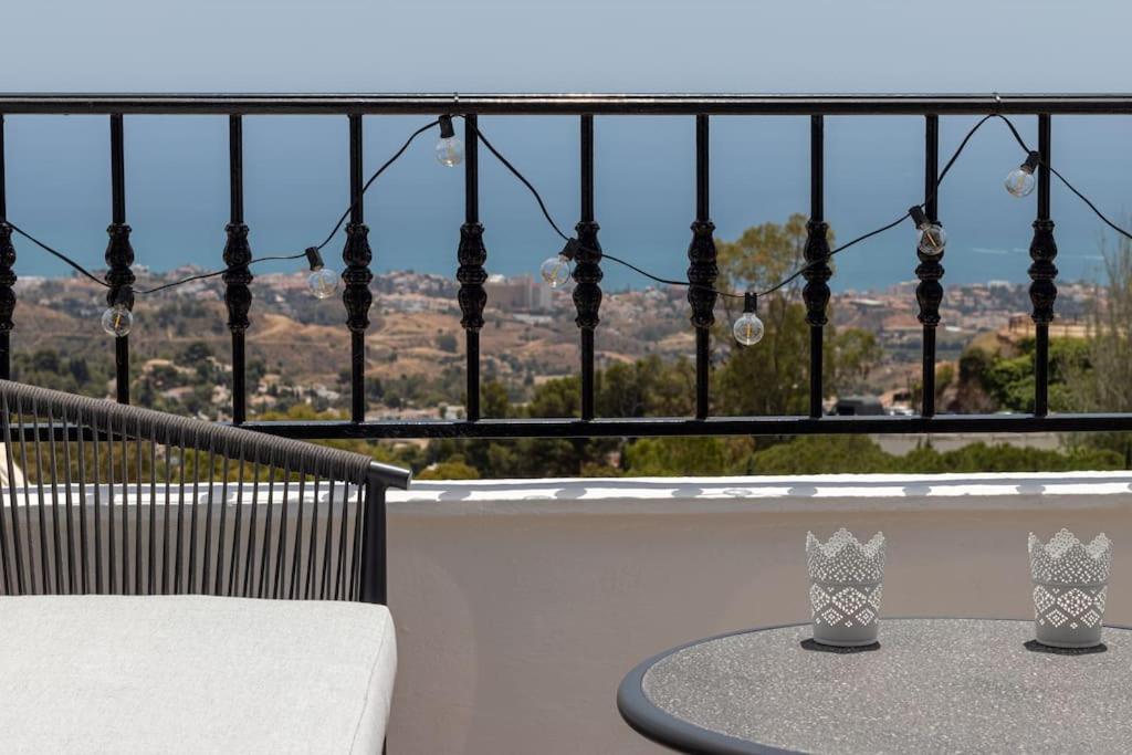 Heart of Mijas Gorgeous Flat with Panoramic View