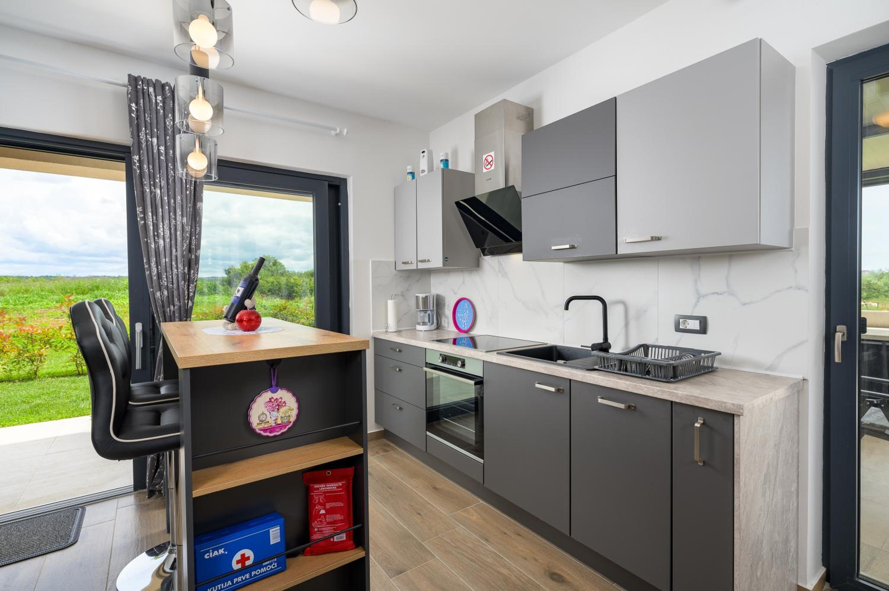 Luxury Apartments BRIGITTA with whirlpool in Umag