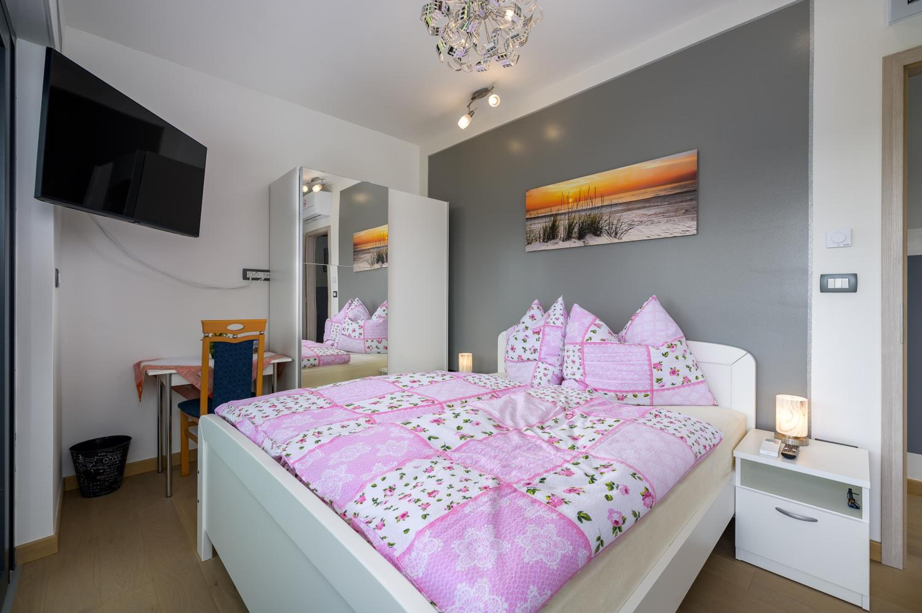 Luxury Apartments BRIGITTA with whirlpool in Umag