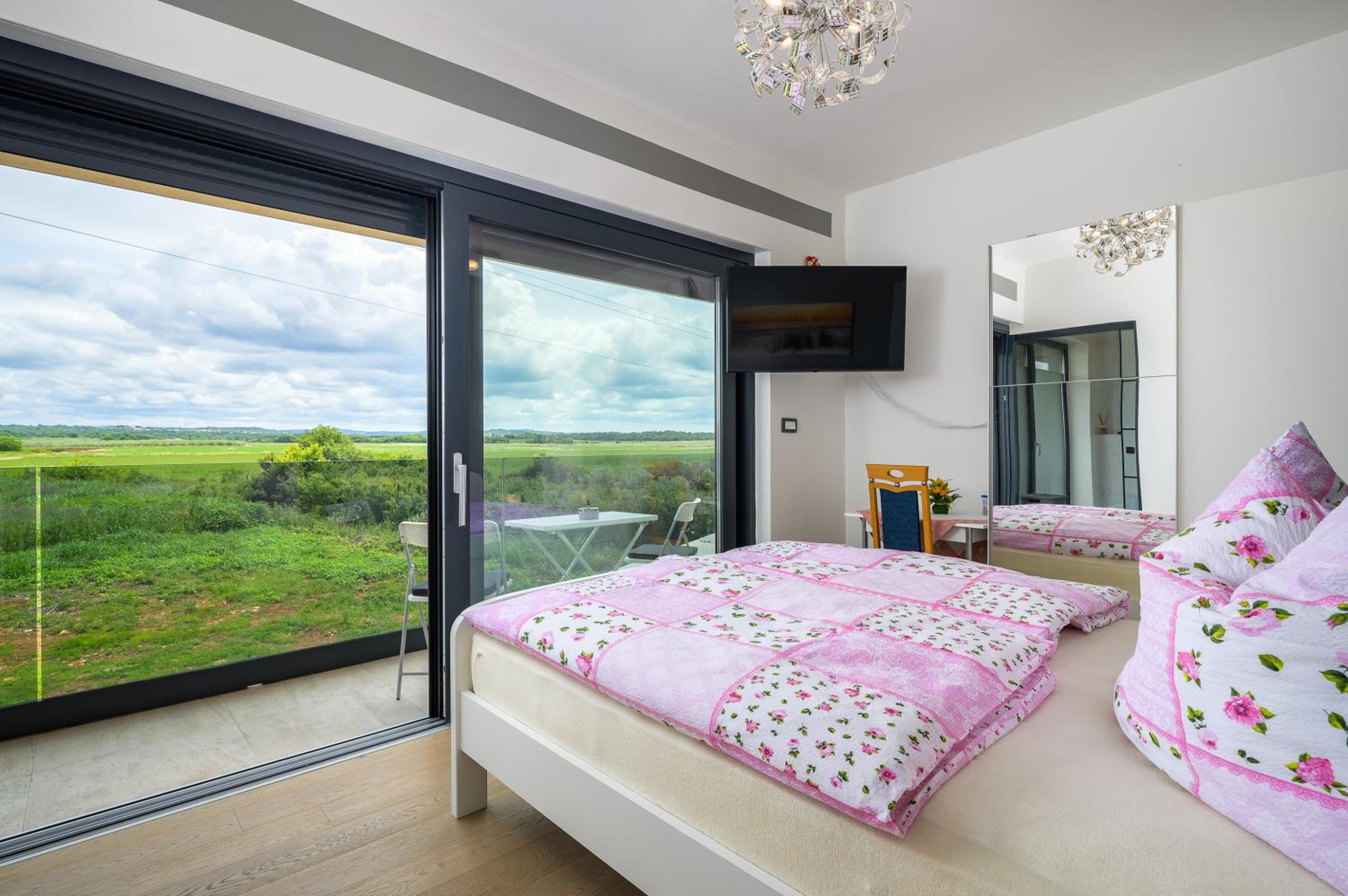 Luxury Apartments BRIGITTA with whirlpool in Umag