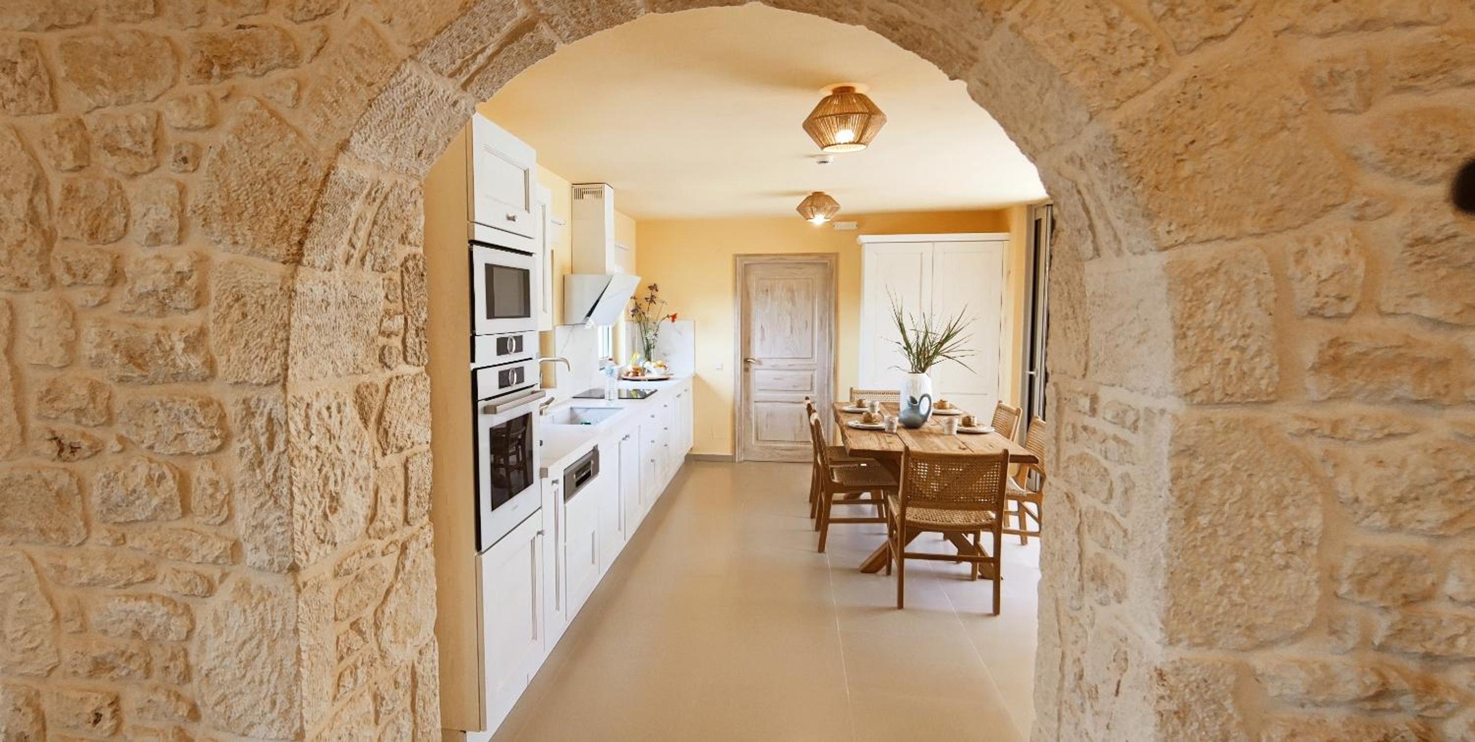 helidoni luxury villa