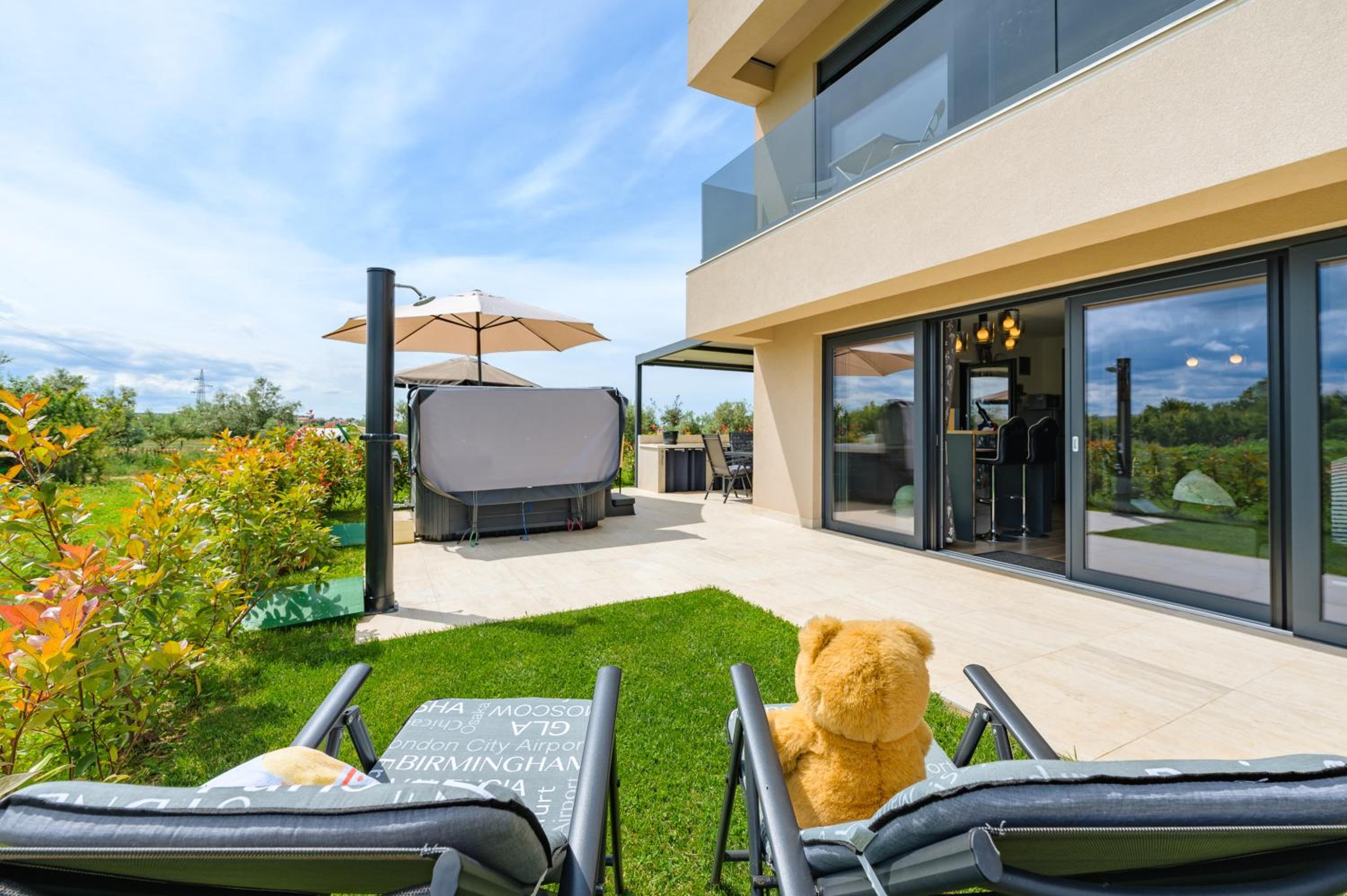 Luxury Apartments BRIGITTA with whirlpool in Umag