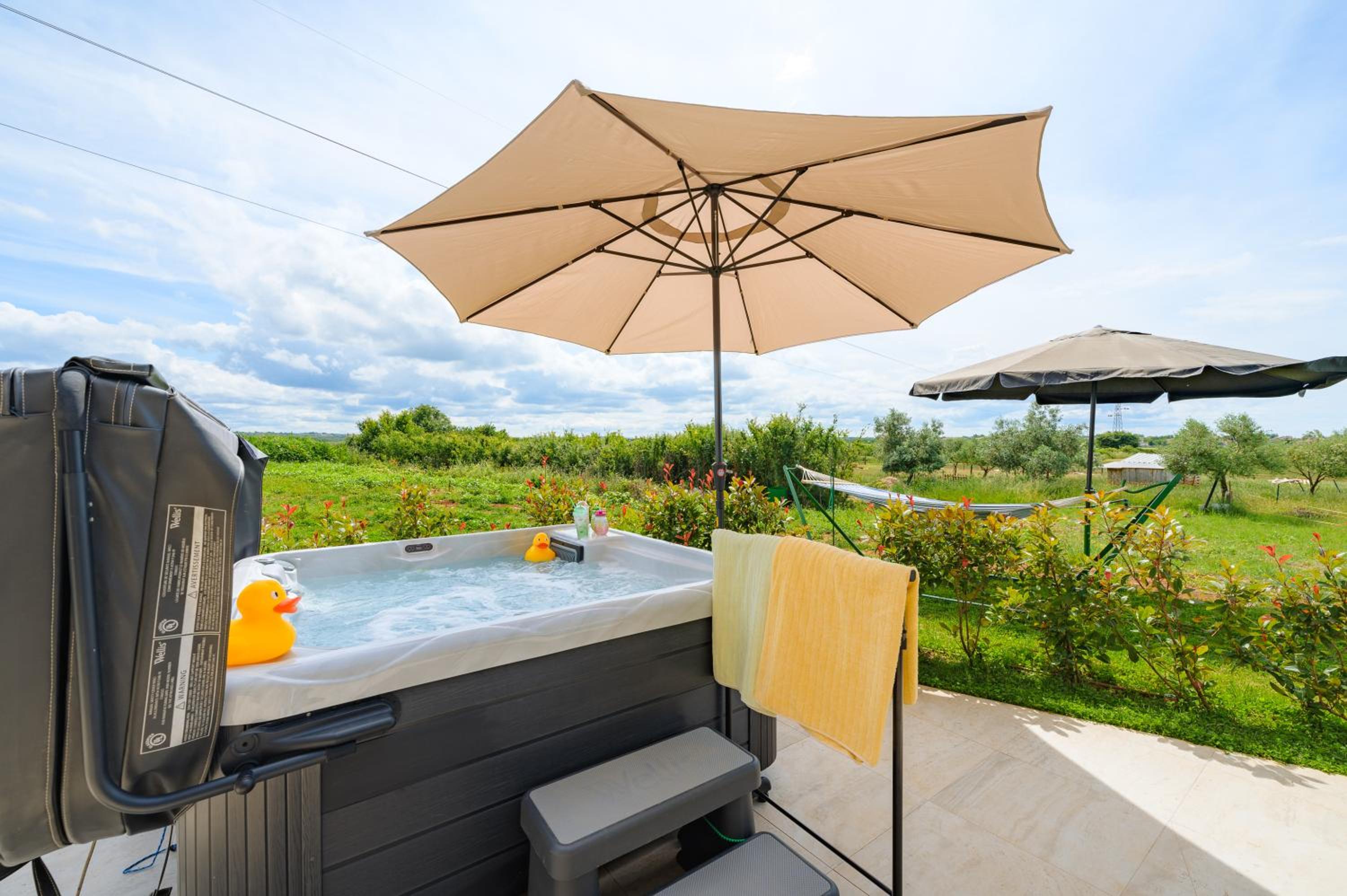 Luxury Apartments BRIGITTA with whirlpool in Umag