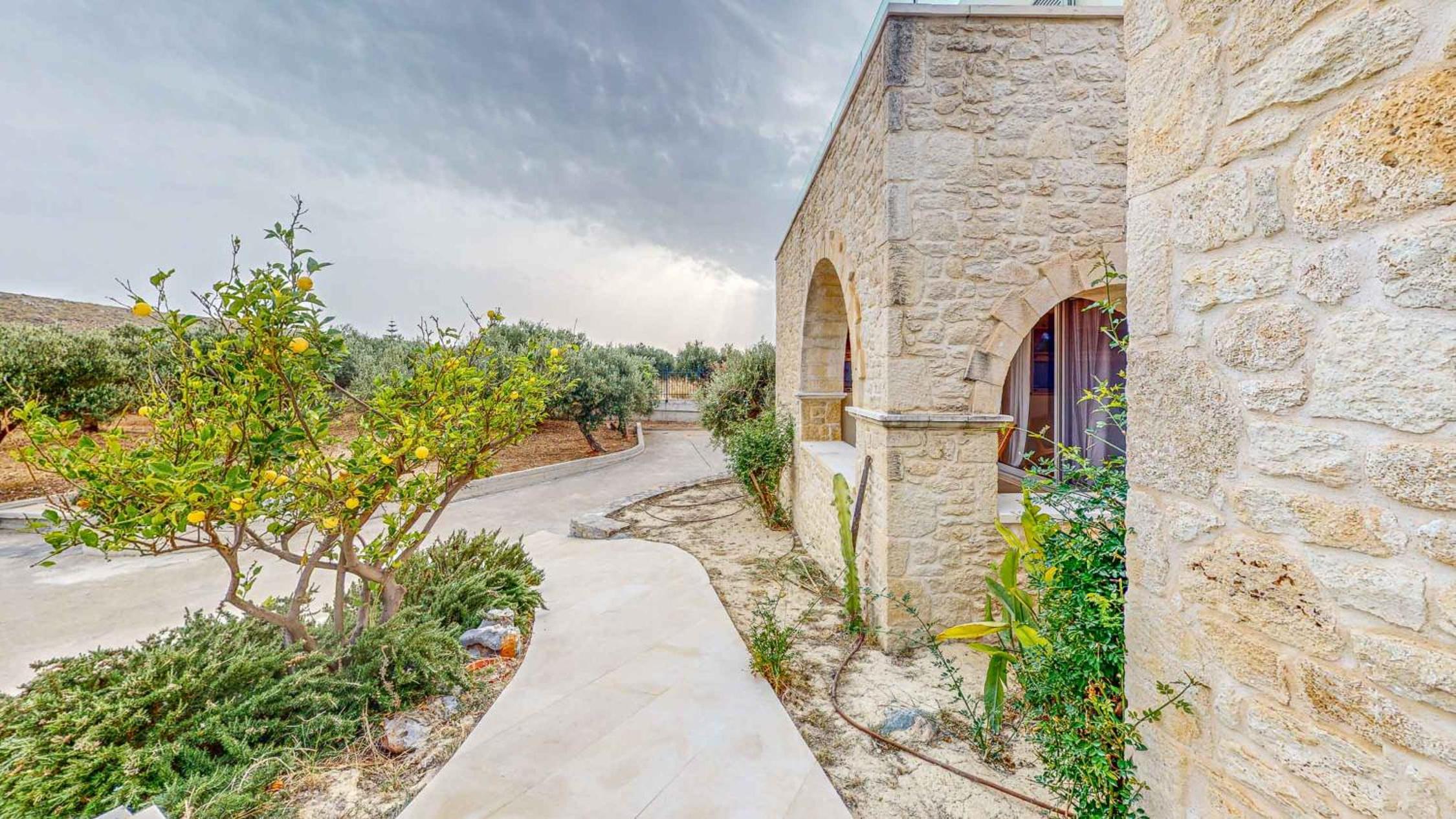 helidoni luxury villa