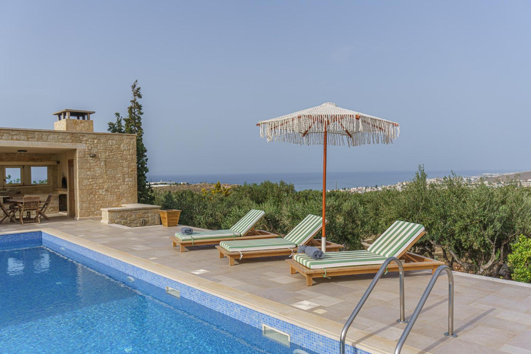 helidoni luxury villa